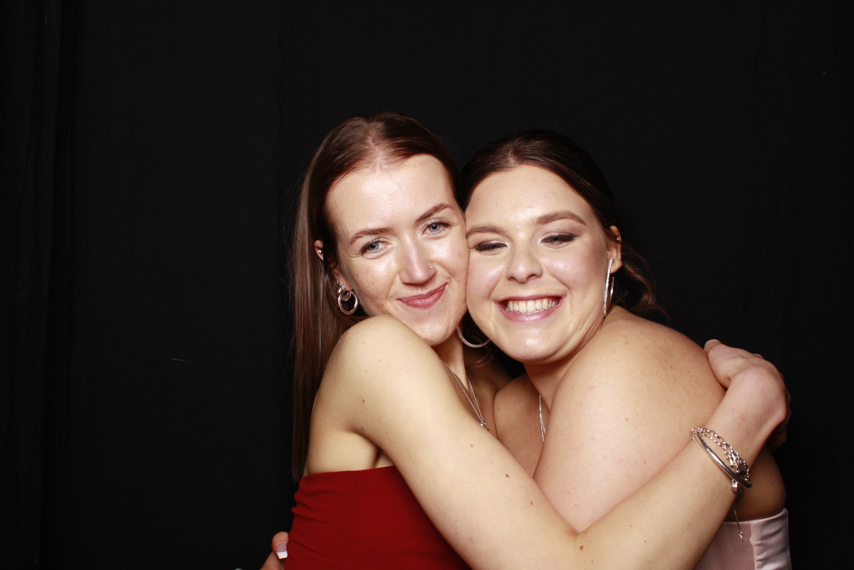 St Orans College Ball 2025 - Booth 1 | View more photos from the event at wgtngallery.classicphotobooths.co.nz/u/wgtncpbgallery/St-Orans-College-Ball-2025-Booth-1