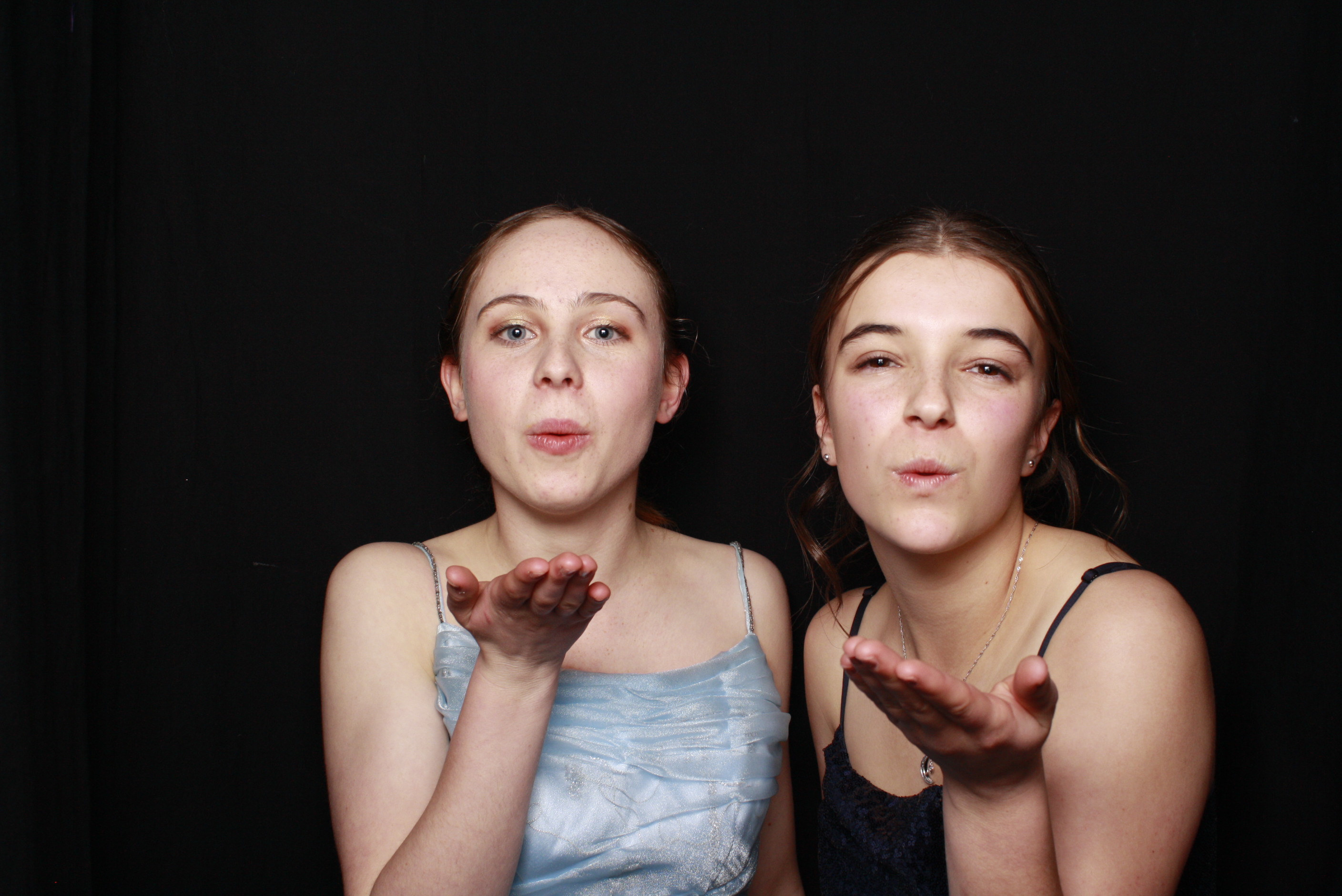 St Orans College Ball 2025 - Booth 1 | View more photos from the event at wgtngallery.classicphotobooths.co.nz/u/wgtncpbgallery/St-Orans-College-Ball-2025-Booth-1