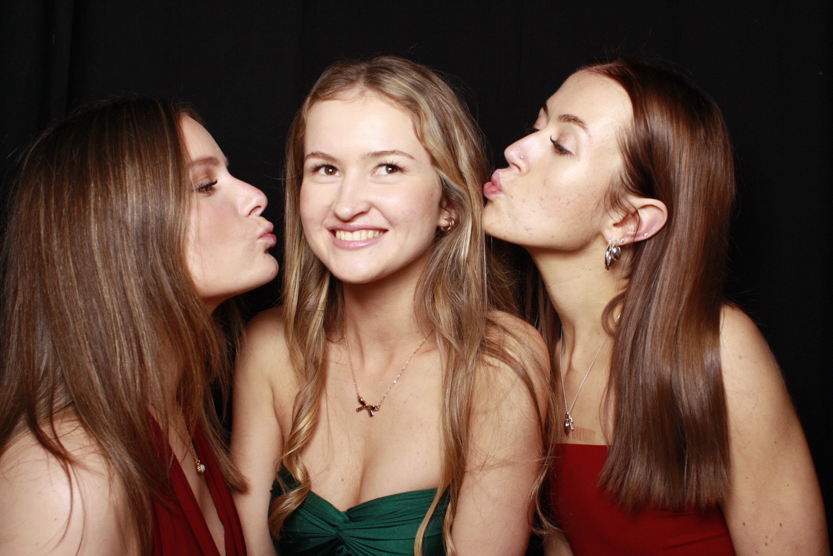 St Orans College Ball 2025 - Booth 1 | View more photos from the event at wgtngallery.classicphotobooths.co.nz/u/wgtncpbgallery/St-Orans-College-Ball-2025-Booth-1