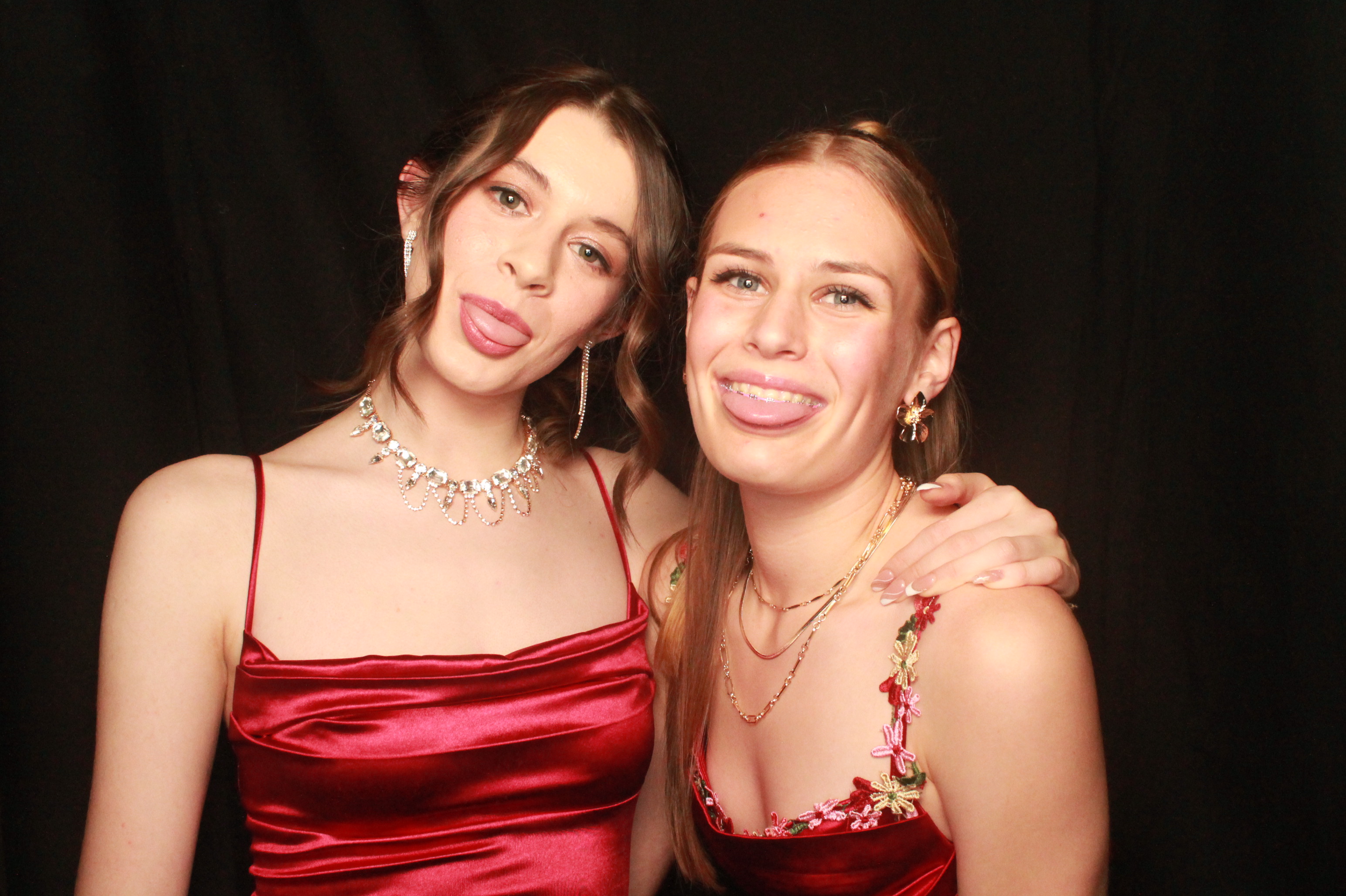 St Orans College Ball 2025 - Booth 2 | View more photos from the event at wgtngallery.classicphotobooths.co.nz/u/wgtncpbgallery/St-Orans-College-Ball-2025-Booth-2