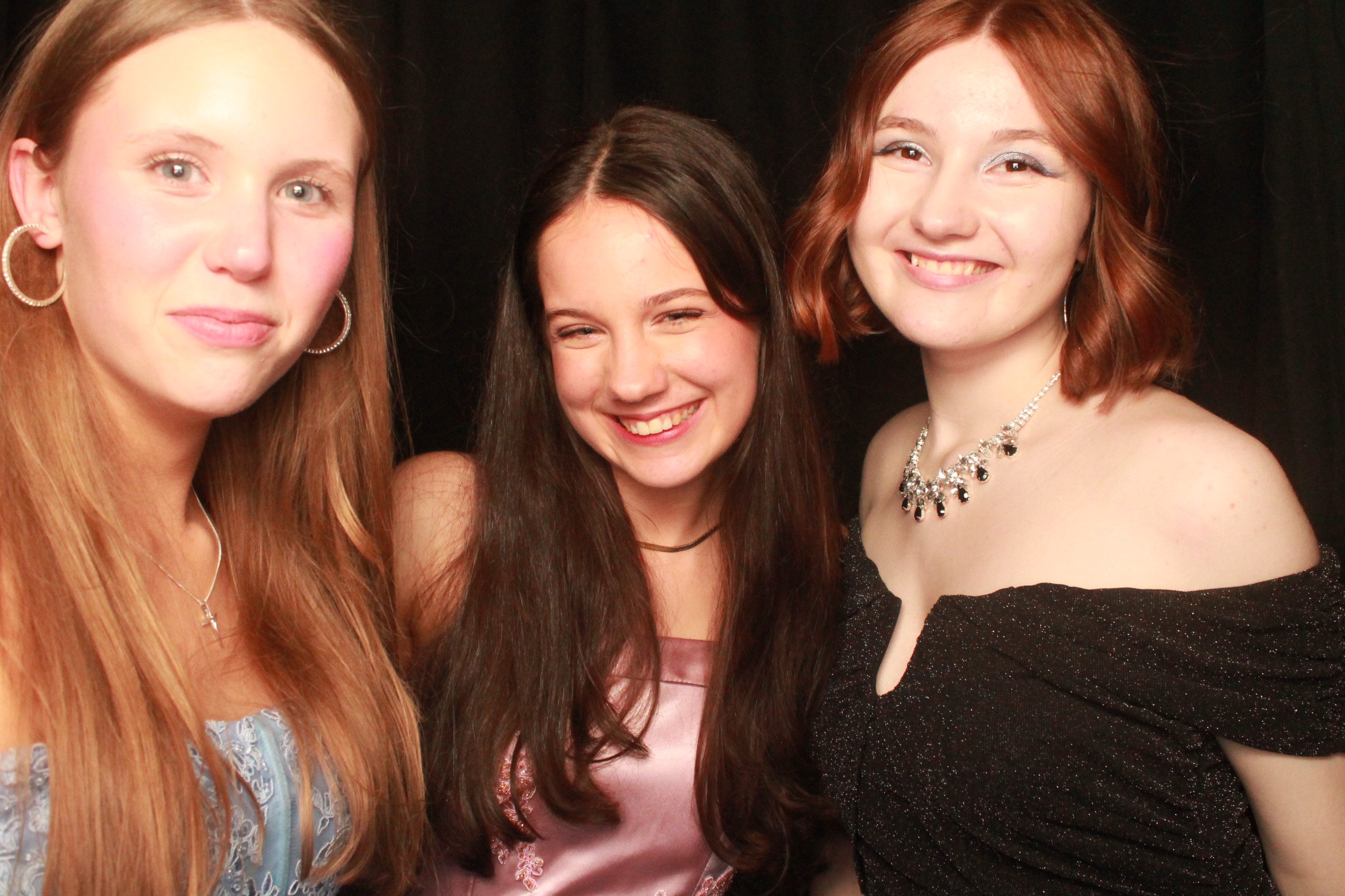 St Orans College Ball 2025 - Booth 2 | View more photos from the event at wgtngallery.classicphotobooths.co.nz/u/wgtncpbgallery/St-Orans-College-Ball-2025-Booth-2