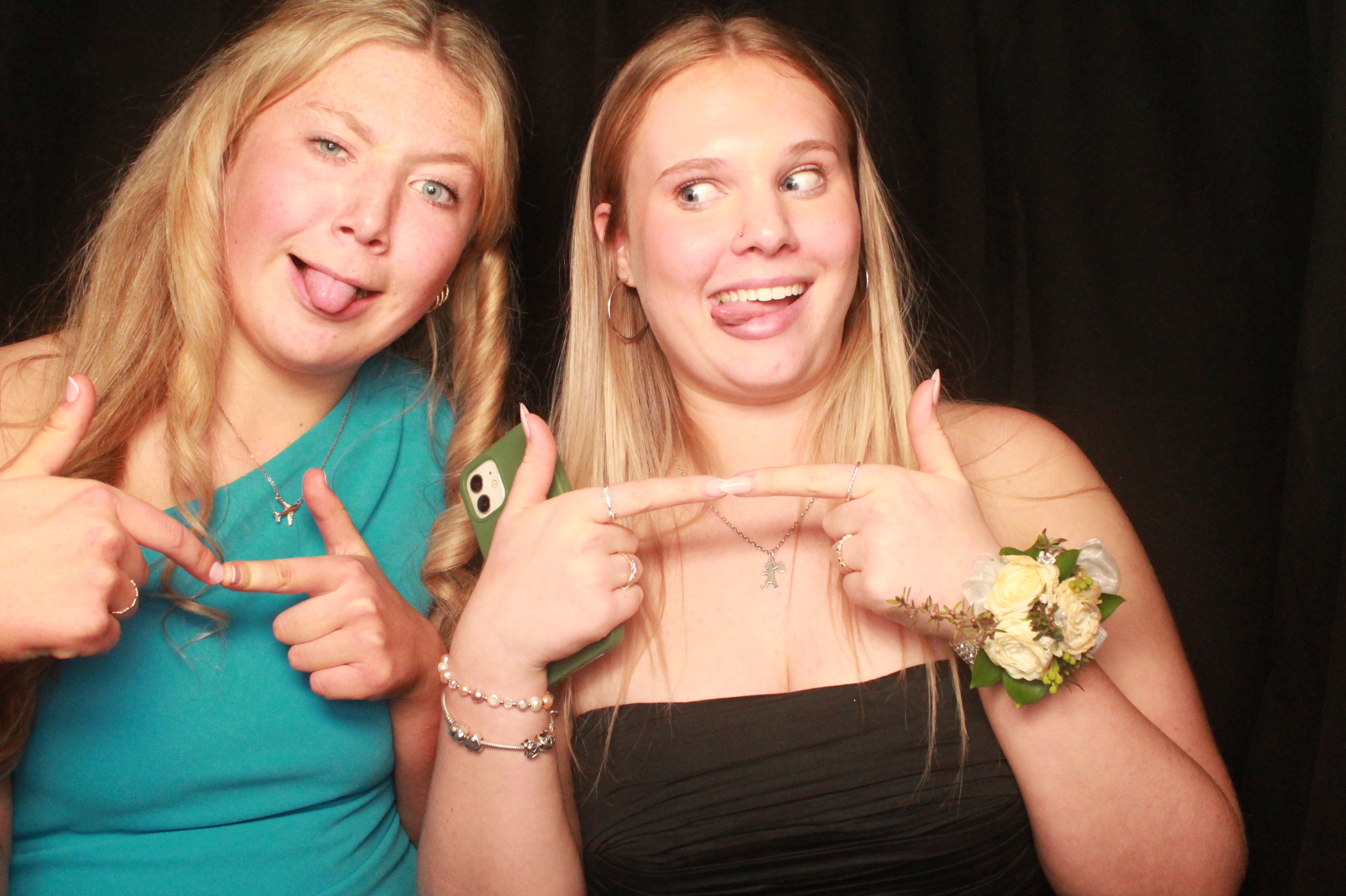 St Orans College Ball 2025 - Booth 2 | View more photos from the event at wgtngallery.classicphotobooths.co.nz/u/wgtncpbgallery/St-Orans-College-Ball-2025-Booth-2