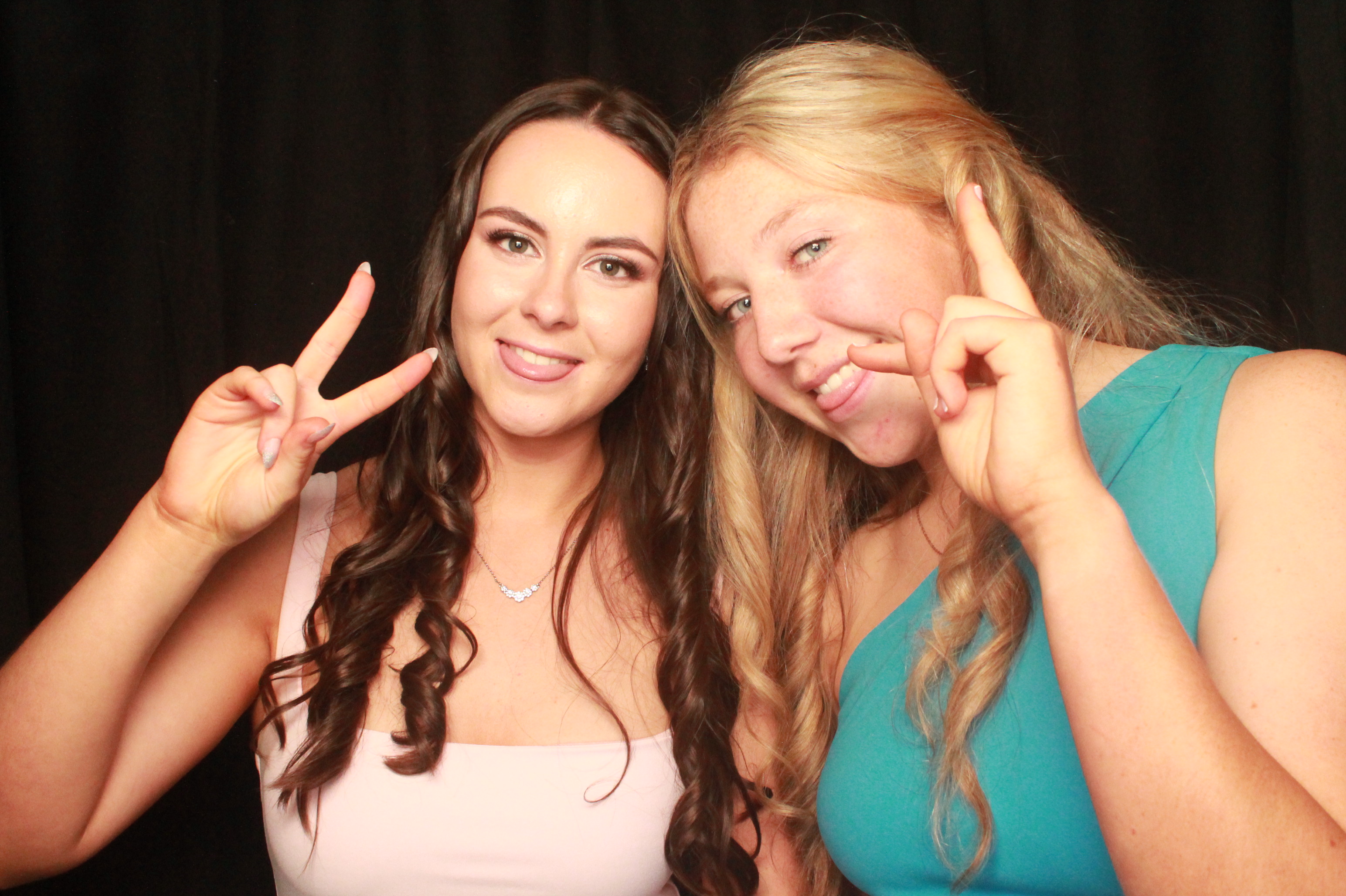 St Orans College Ball 2025 - Booth 2 | View more photos from the event at wgtngallery.classicphotobooths.co.nz/u/wgtncpbgallery/St-Orans-College-Ball-2025-Booth-2