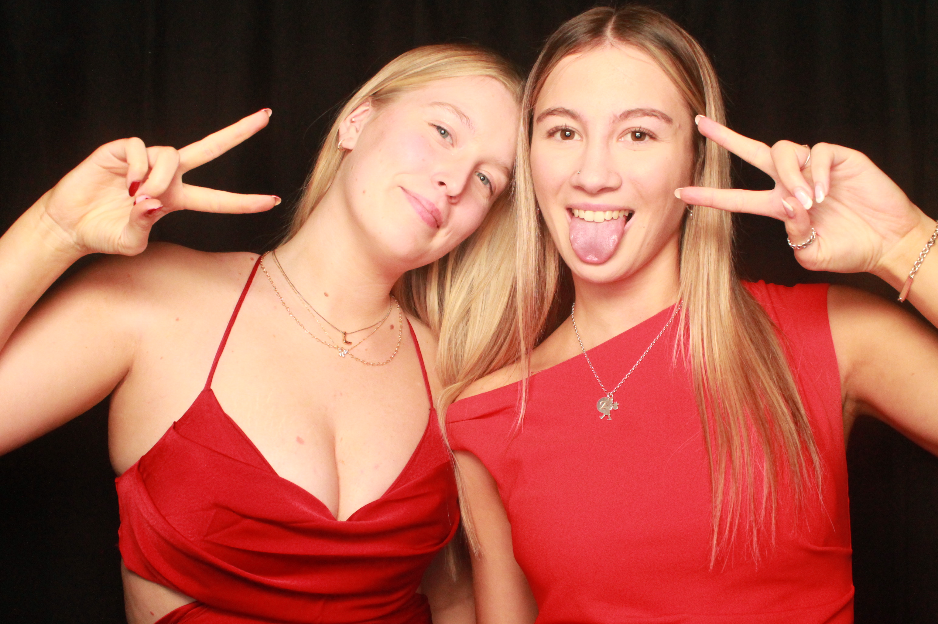 St Orans College Ball 2025 - Booth 2 | View more photos from the event at wgtngallery.classicphotobooths.co.nz/u/wgtncpbgallery/St-Orans-College-Ball-2025-Booth-2