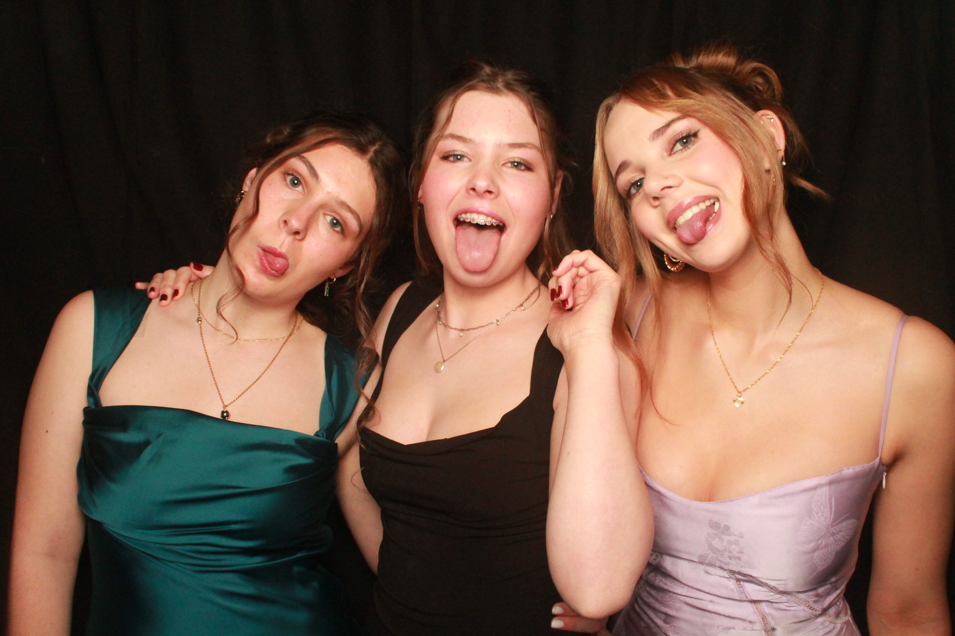 St Orans College Ball 2025 - Booth 2 | View more photos from the event at wgtngallery.classicphotobooths.co.nz/u/wgtncpbgallery/St-Orans-College-Ball-2025-Booth-2