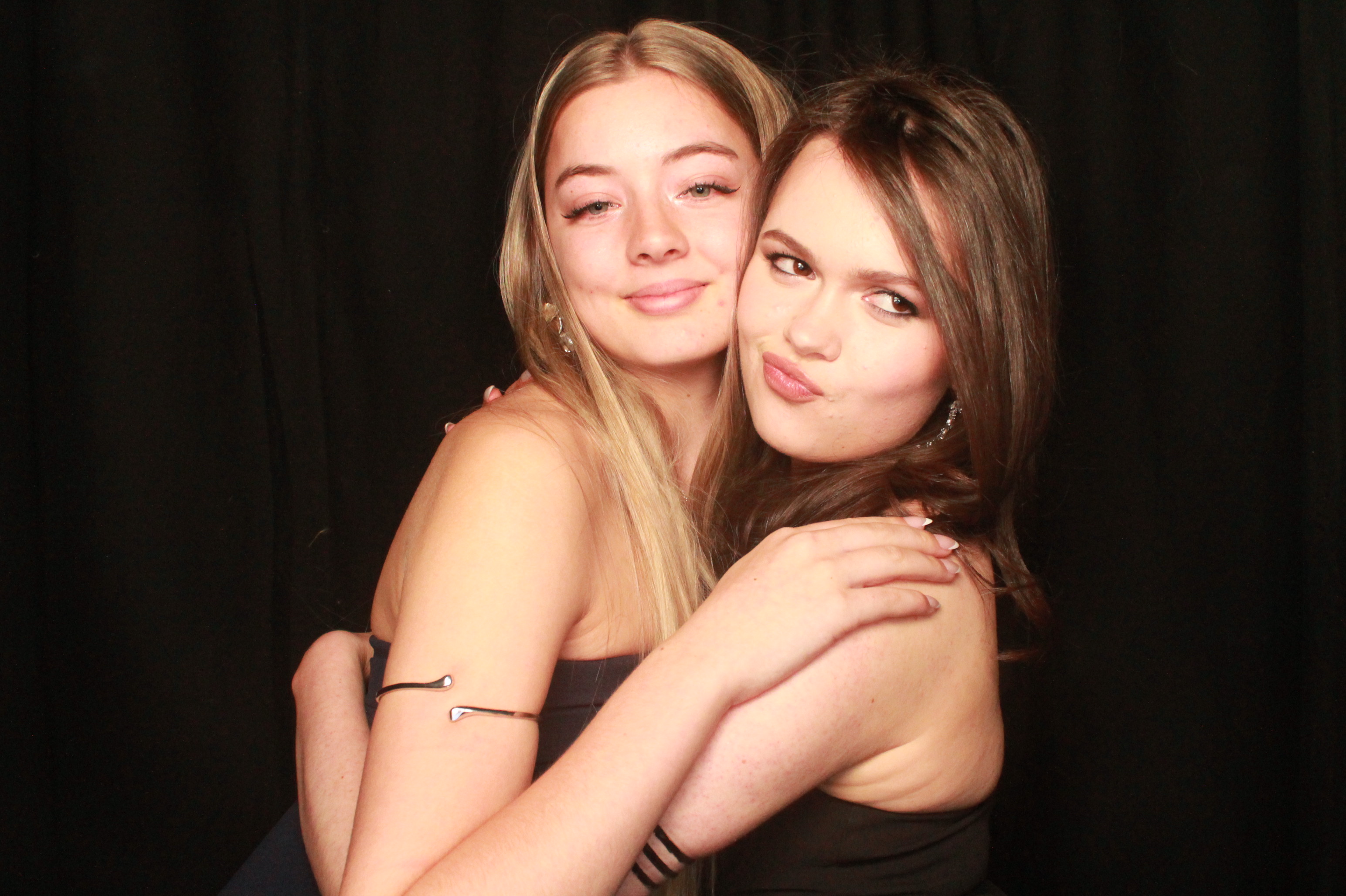 St Orans College Ball 2025 - Booth 2 | View more photos from the event at wgtngallery.classicphotobooths.co.nz/u/wgtncpbgallery/St-Orans-College-Ball-2025-Booth-2