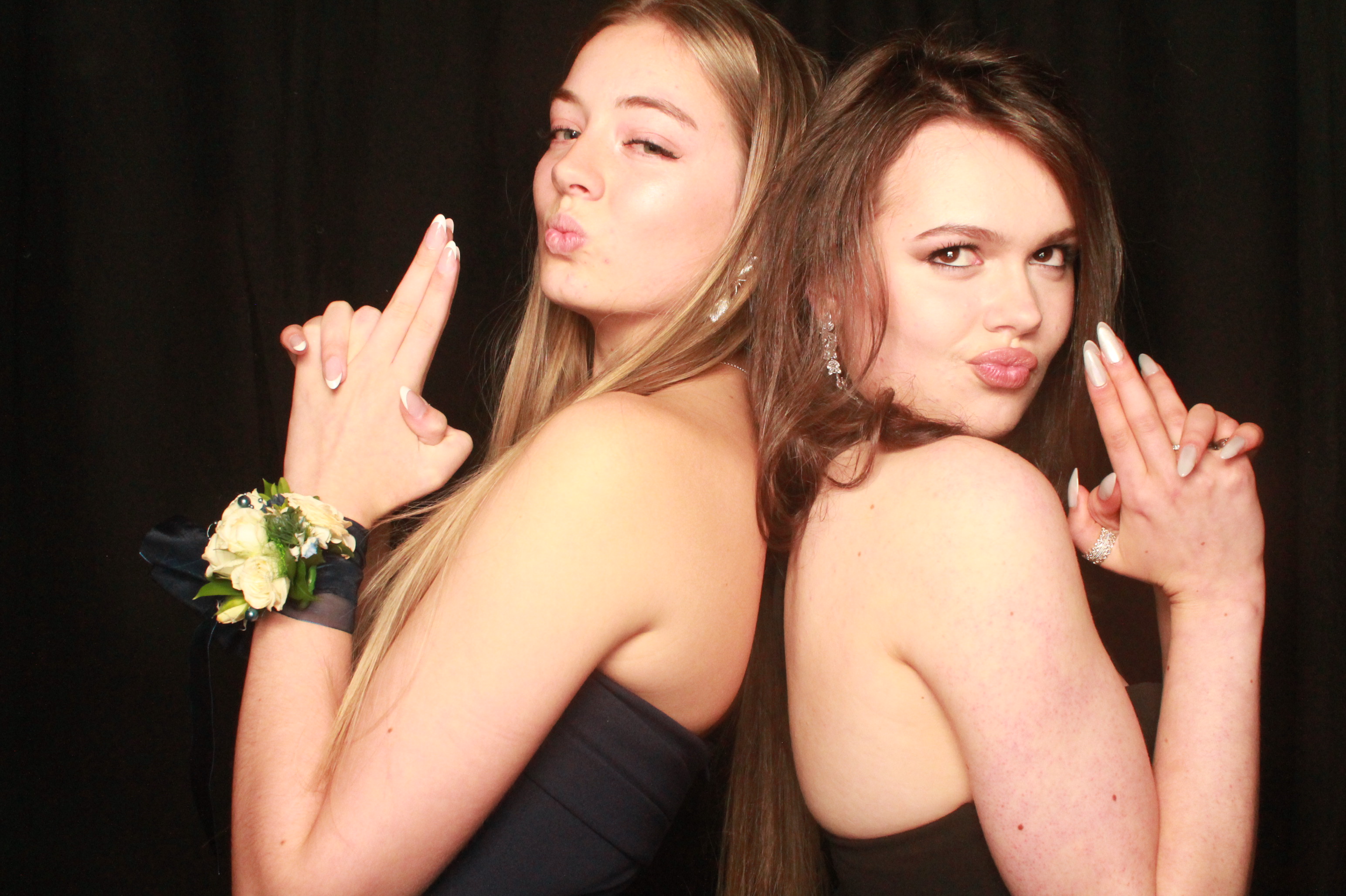 St Orans College Ball 2025 - Booth 2 | View more photos from the event at wgtngallery.classicphotobooths.co.nz/u/wgtncpbgallery/St-Orans-College-Ball-2025-Booth-2