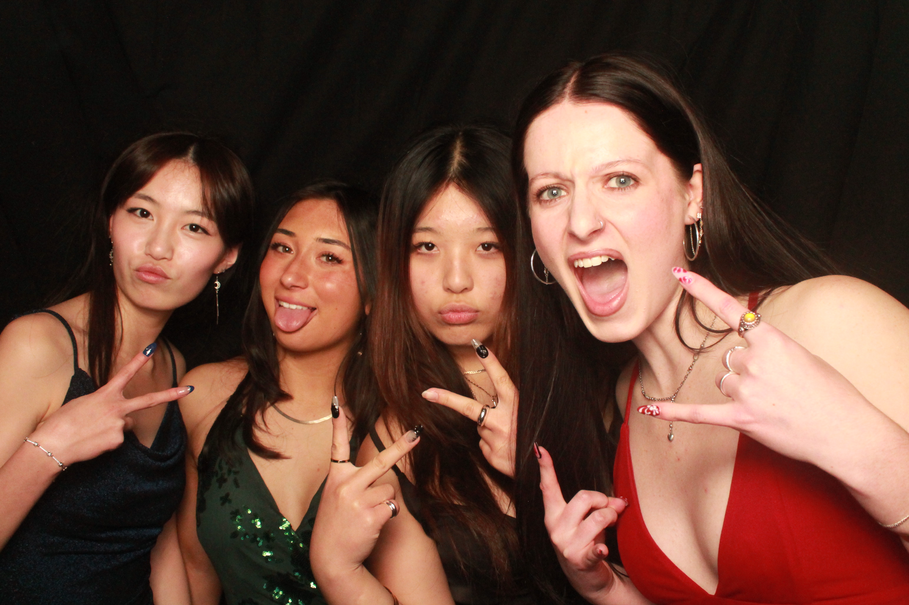 St Orans College Ball 2025 - Booth 2 | View more photos from the event at wgtngallery.classicphotobooths.co.nz/u/wgtncpbgallery/St-Orans-College-Ball-2025-Booth-2