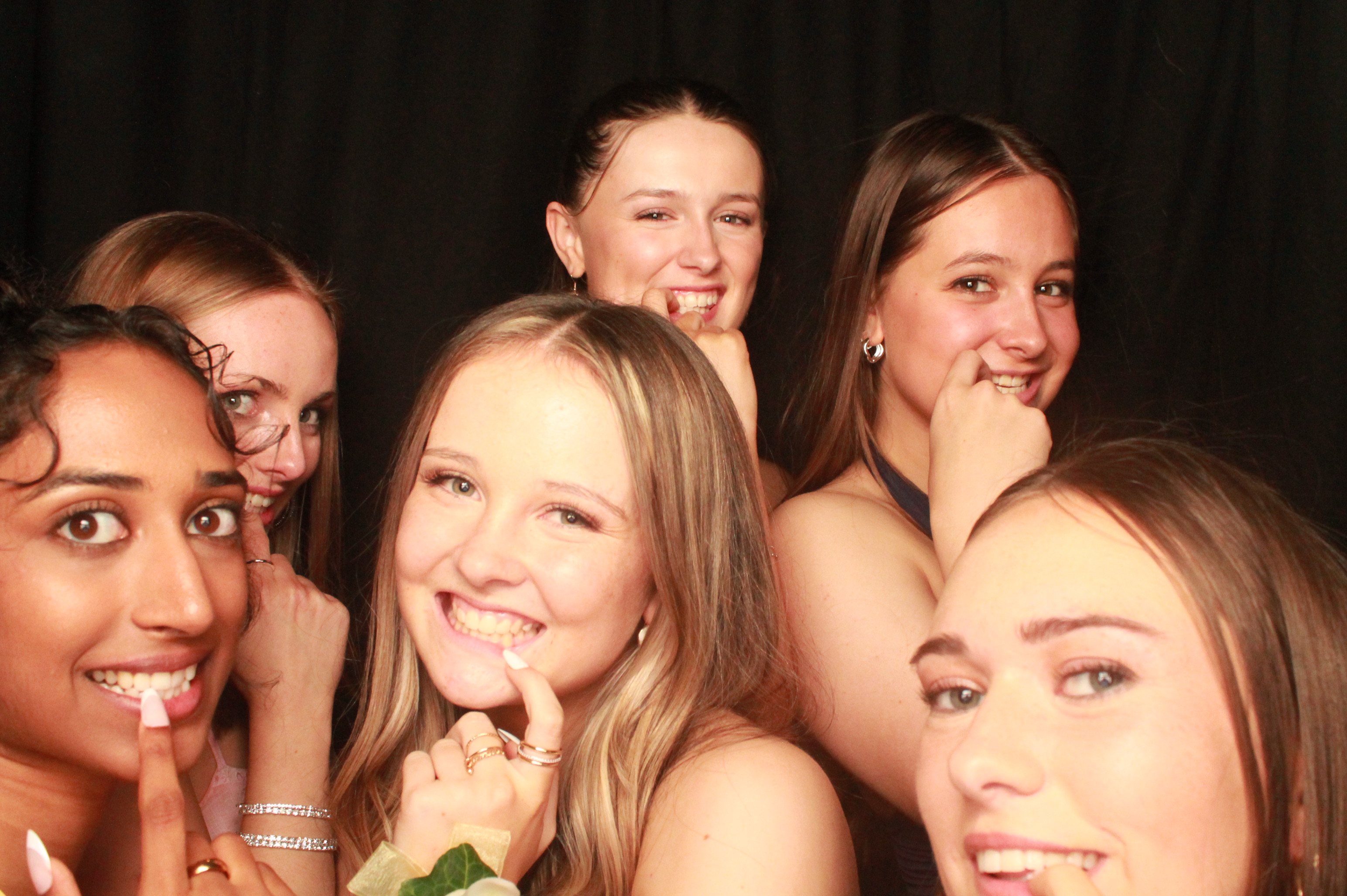 St Orans College Ball 2025 - Booth 2 | View more photos from the event at wgtngallery.classicphotobooths.co.nz/u/wgtncpbgallery/St-Orans-College-Ball-2025-Booth-2