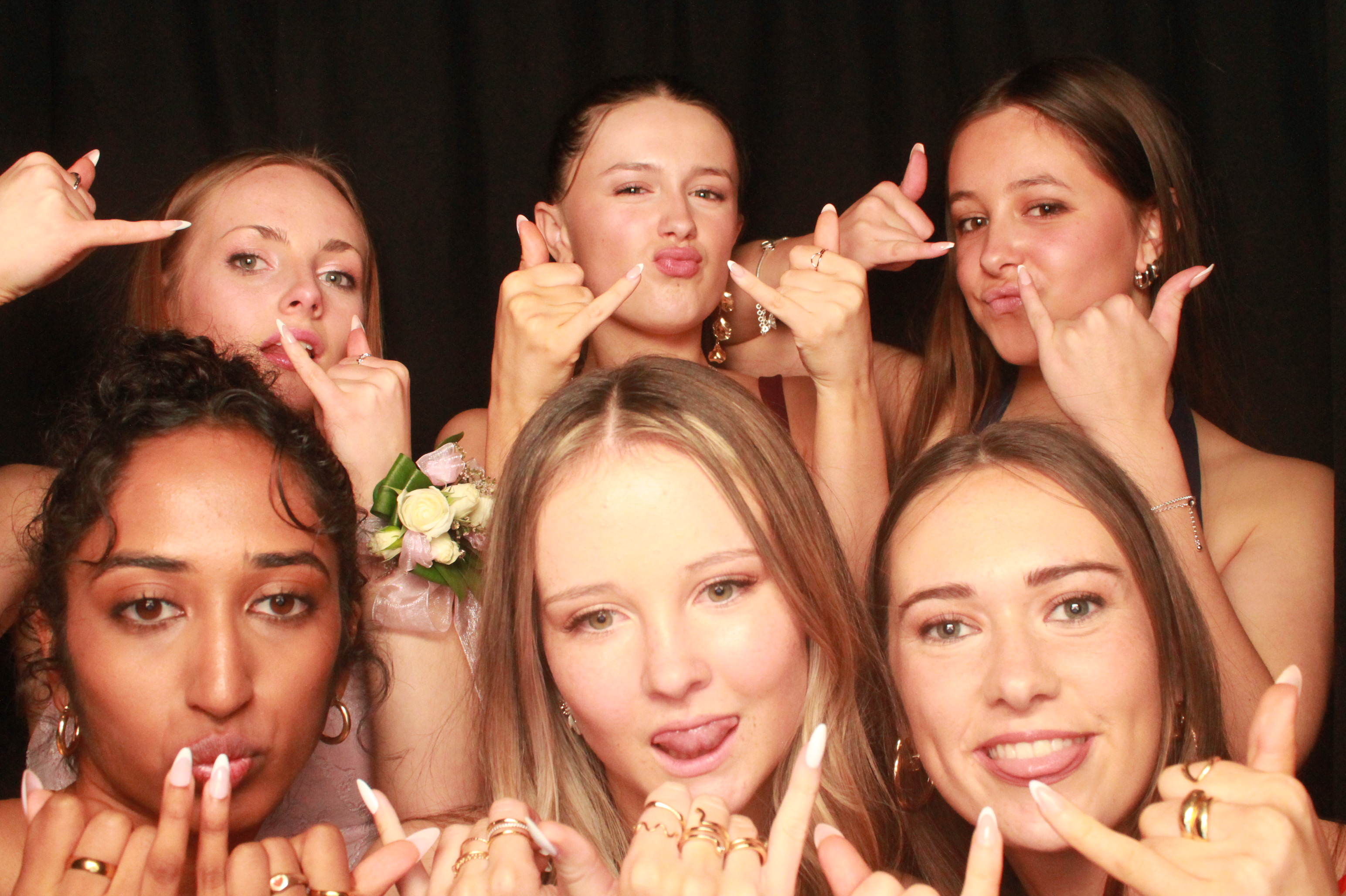 St Orans College Ball 2025 - Booth 2 | View more photos from the event at wgtngallery.classicphotobooths.co.nz/u/wgtncpbgallery/St-Orans-College-Ball-2025-Booth-2