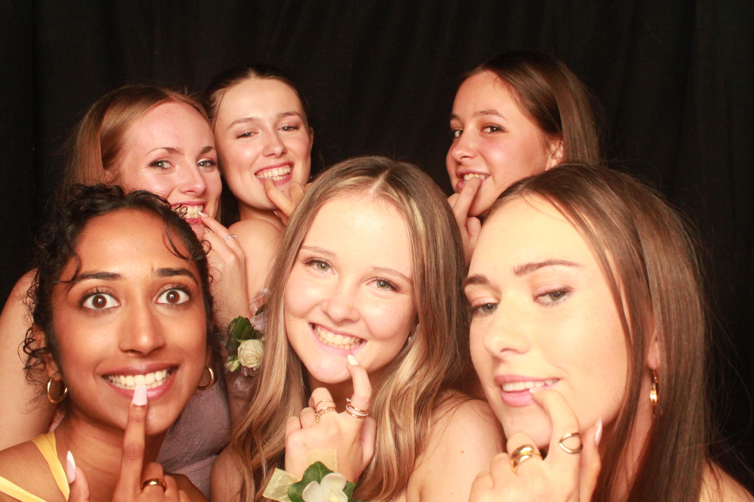 St Orans College Ball 2025 - Booth 2 | View more photos from the event at wgtngallery.classicphotobooths.co.nz/u/wgtncpbgallery/St-Orans-College-Ball-2025-Booth-2