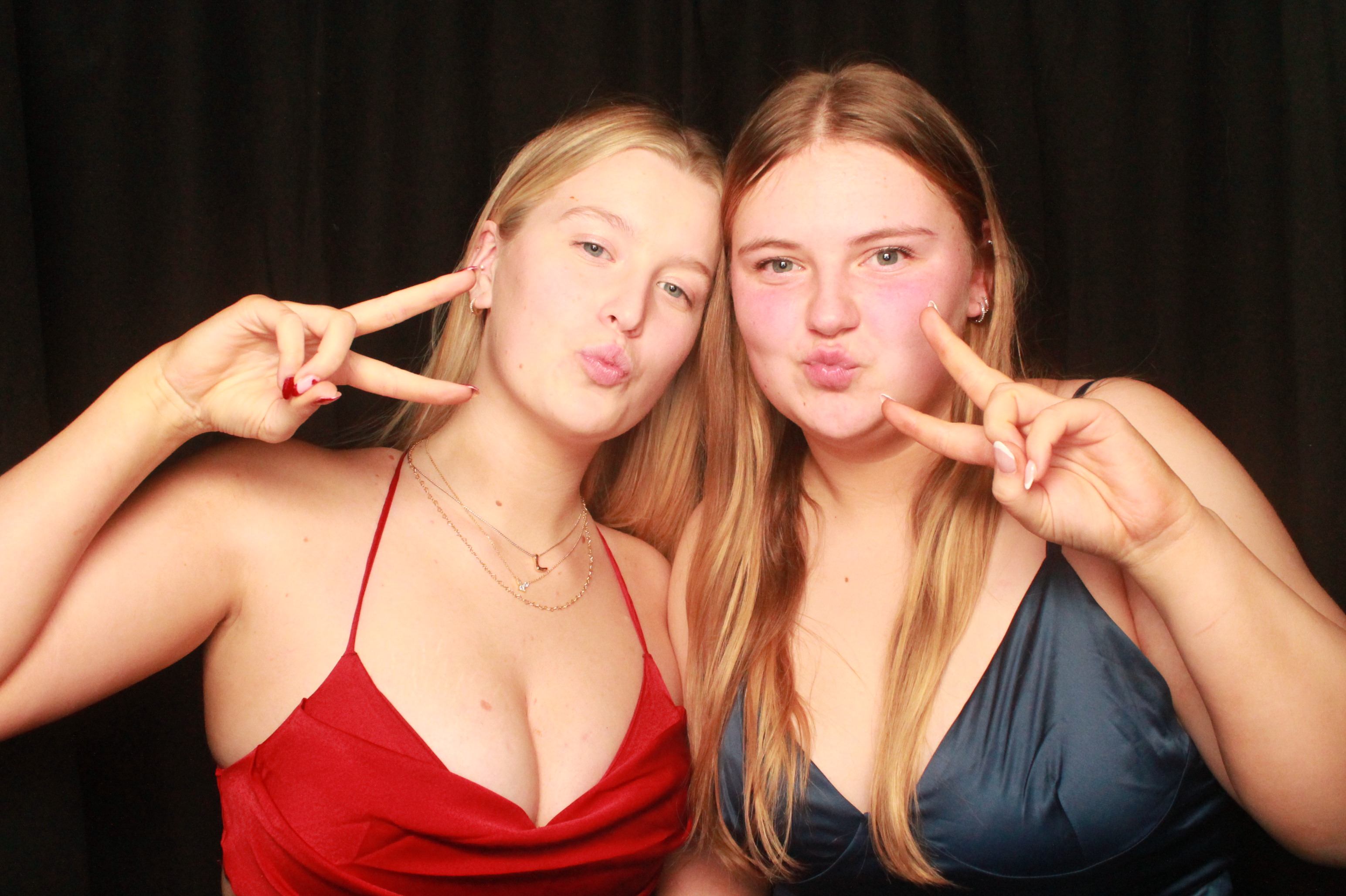 St Orans College Ball 2025 - Booth 2 | View more photos from the event at wgtngallery.classicphotobooths.co.nz/u/wgtncpbgallery/St-Orans-College-Ball-2025-Booth-2