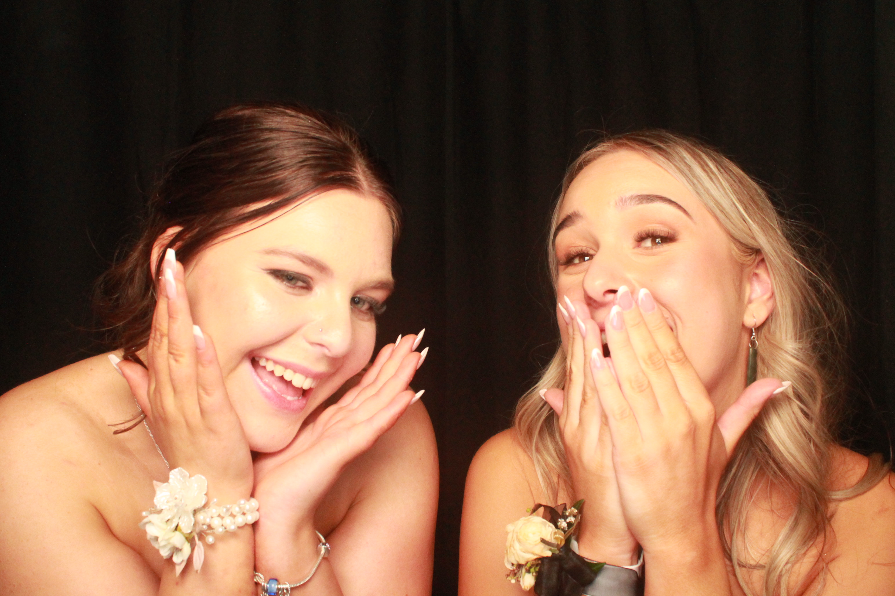 St Orans College Ball 2025 - Booth 2 | View more photos from the event at wgtngallery.classicphotobooths.co.nz/u/wgtncpbgallery/St-Orans-College-Ball-2025-Booth-2