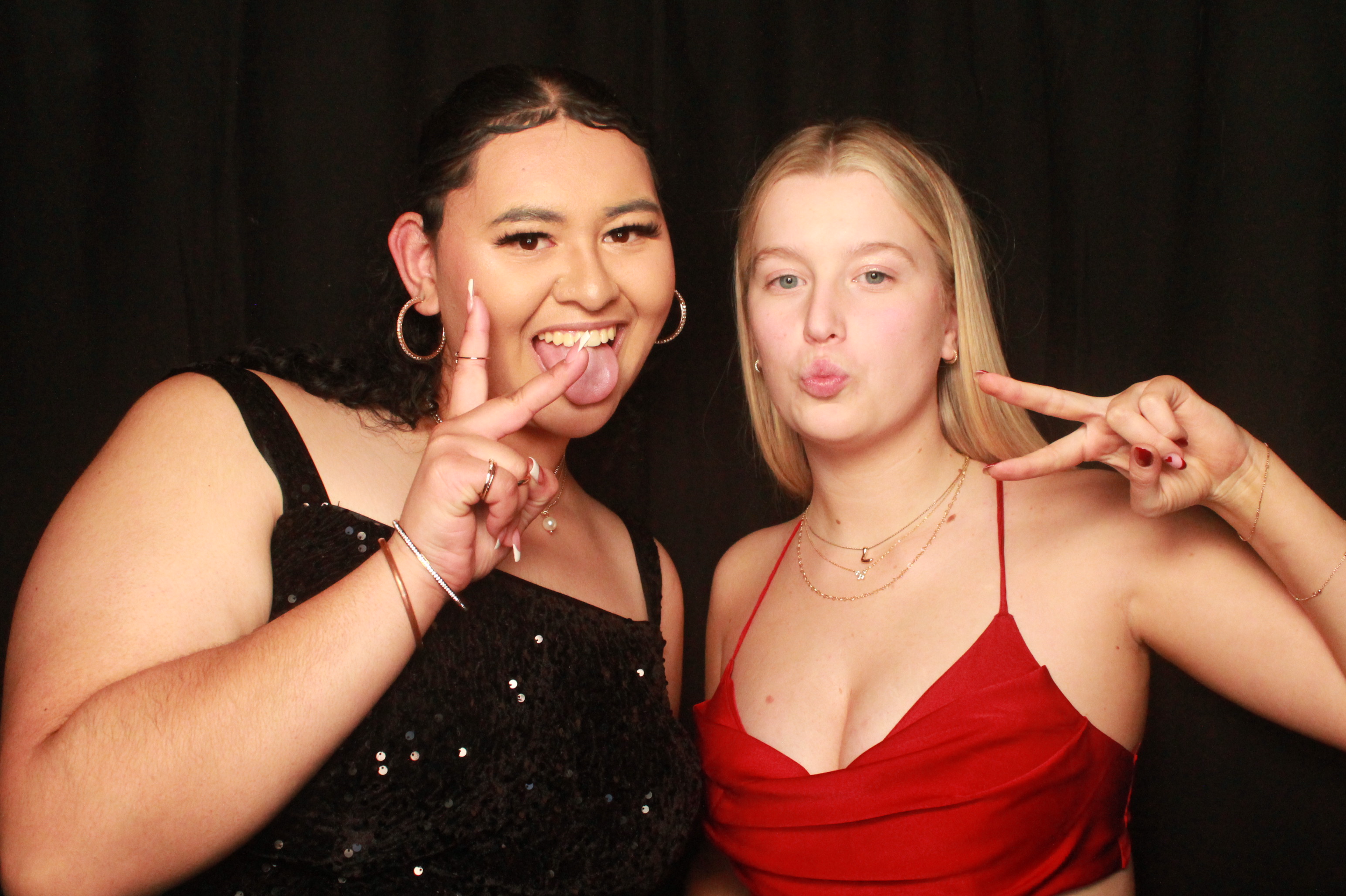 St Orans College Ball 2025 - Booth 2 | View more photos from the event at wgtngallery.classicphotobooths.co.nz/u/wgtncpbgallery/St-Orans-College-Ball-2025-Booth-2