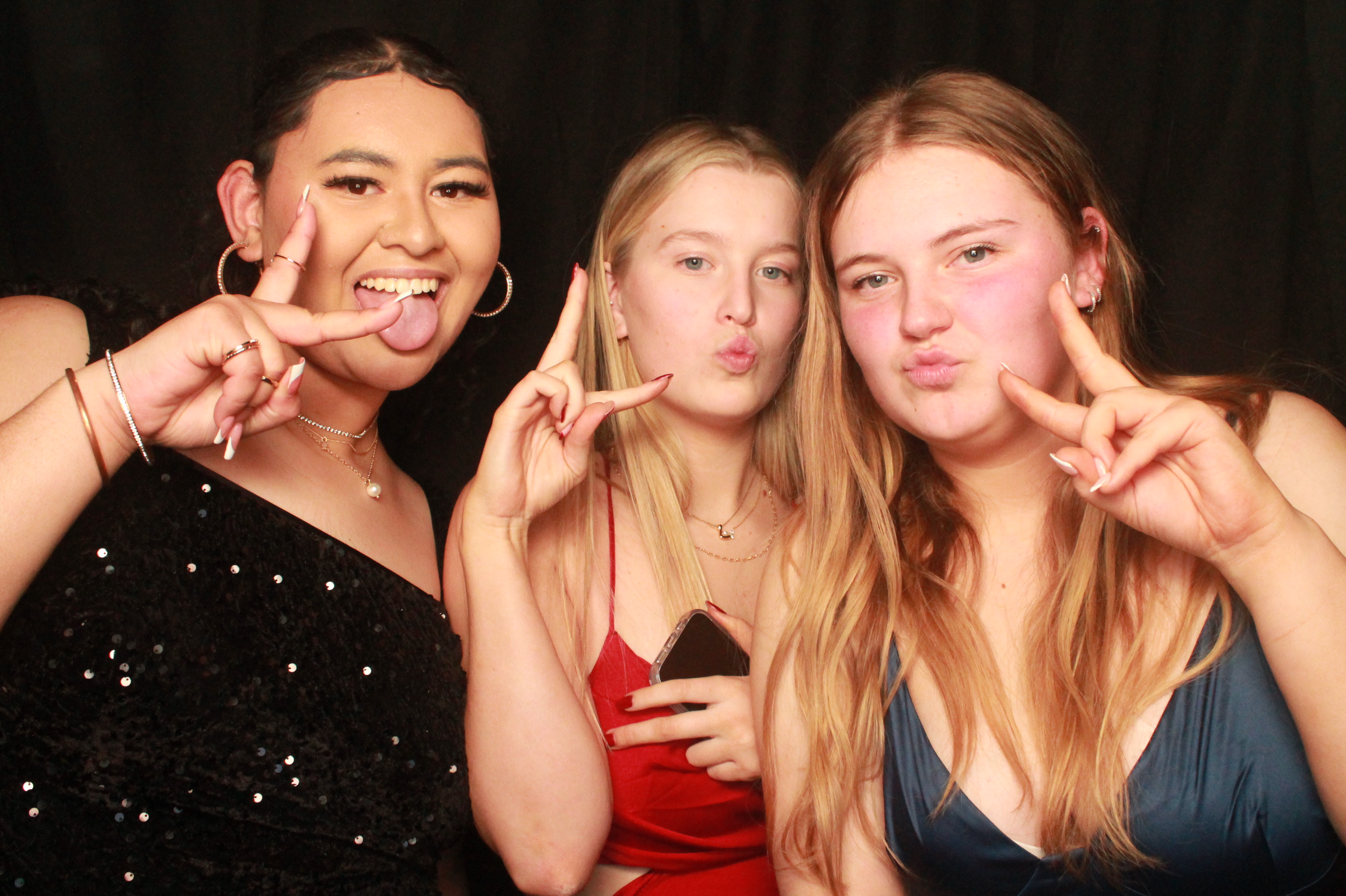 St Orans College Ball 2025 - Booth 2 | View more photos from the event at wgtngallery.classicphotobooths.co.nz/u/wgtncpbgallery/St-Orans-College-Ball-2025-Booth-2