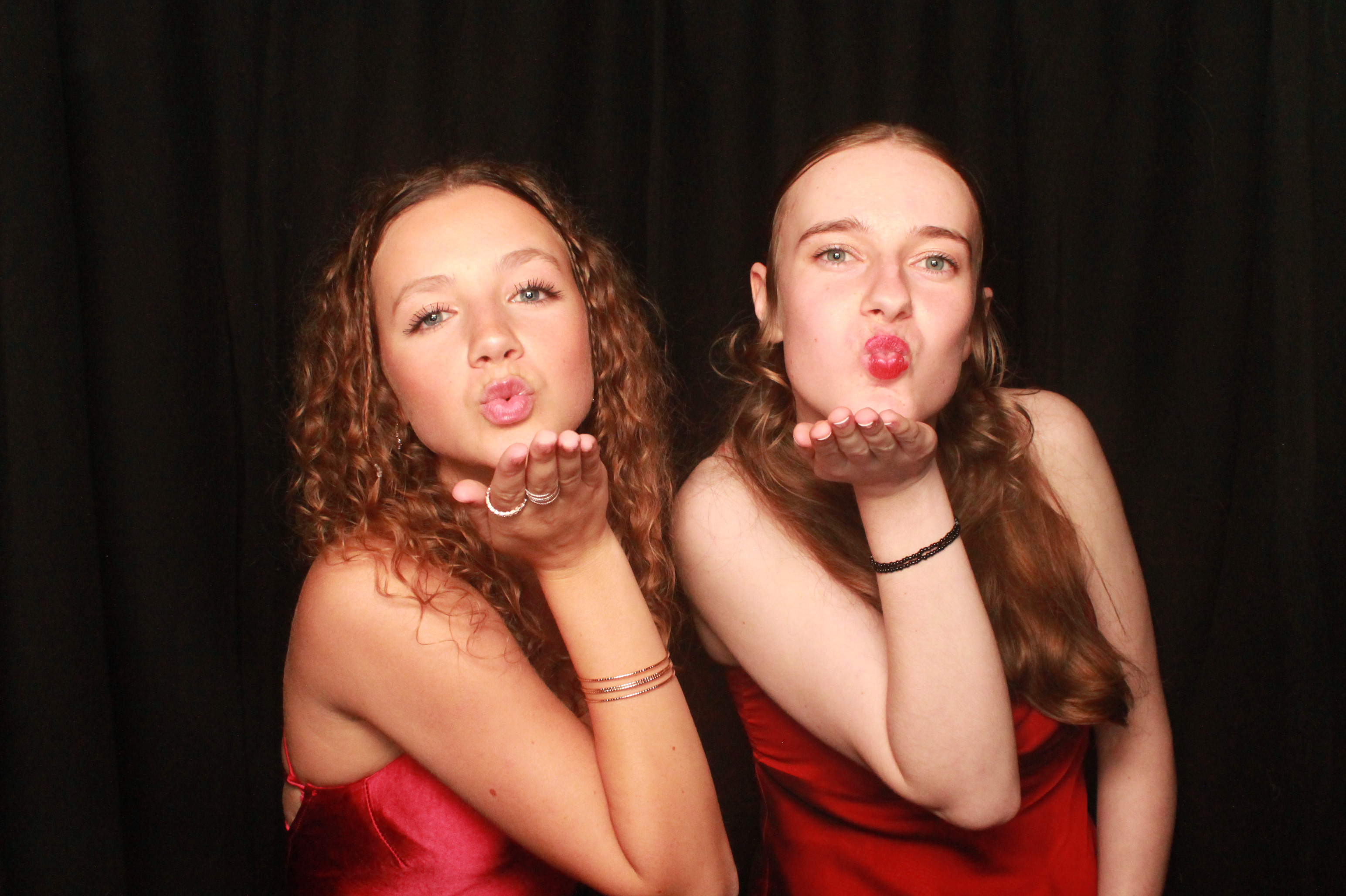 St Orans College Ball 2025 - Booth 2 | View more photos from the event at wgtngallery.classicphotobooths.co.nz/u/wgtncpbgallery/St-Orans-College-Ball-2025-Booth-2