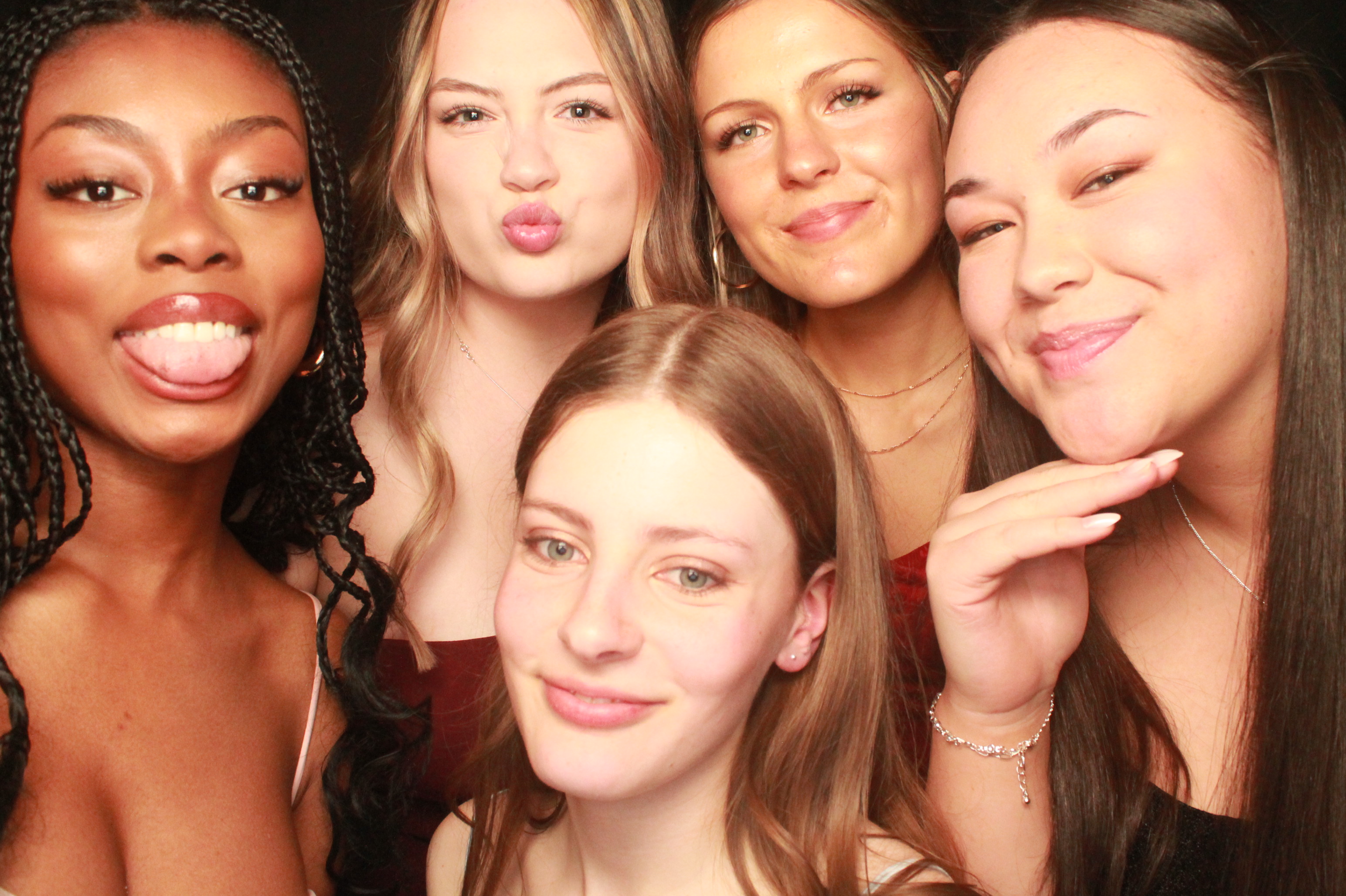 St Orans College Ball 2025 - Booth 2 | View more photos from the event at wgtngallery.classicphotobooths.co.nz/u/wgtncpbgallery/St-Orans-College-Ball-2025-Booth-2