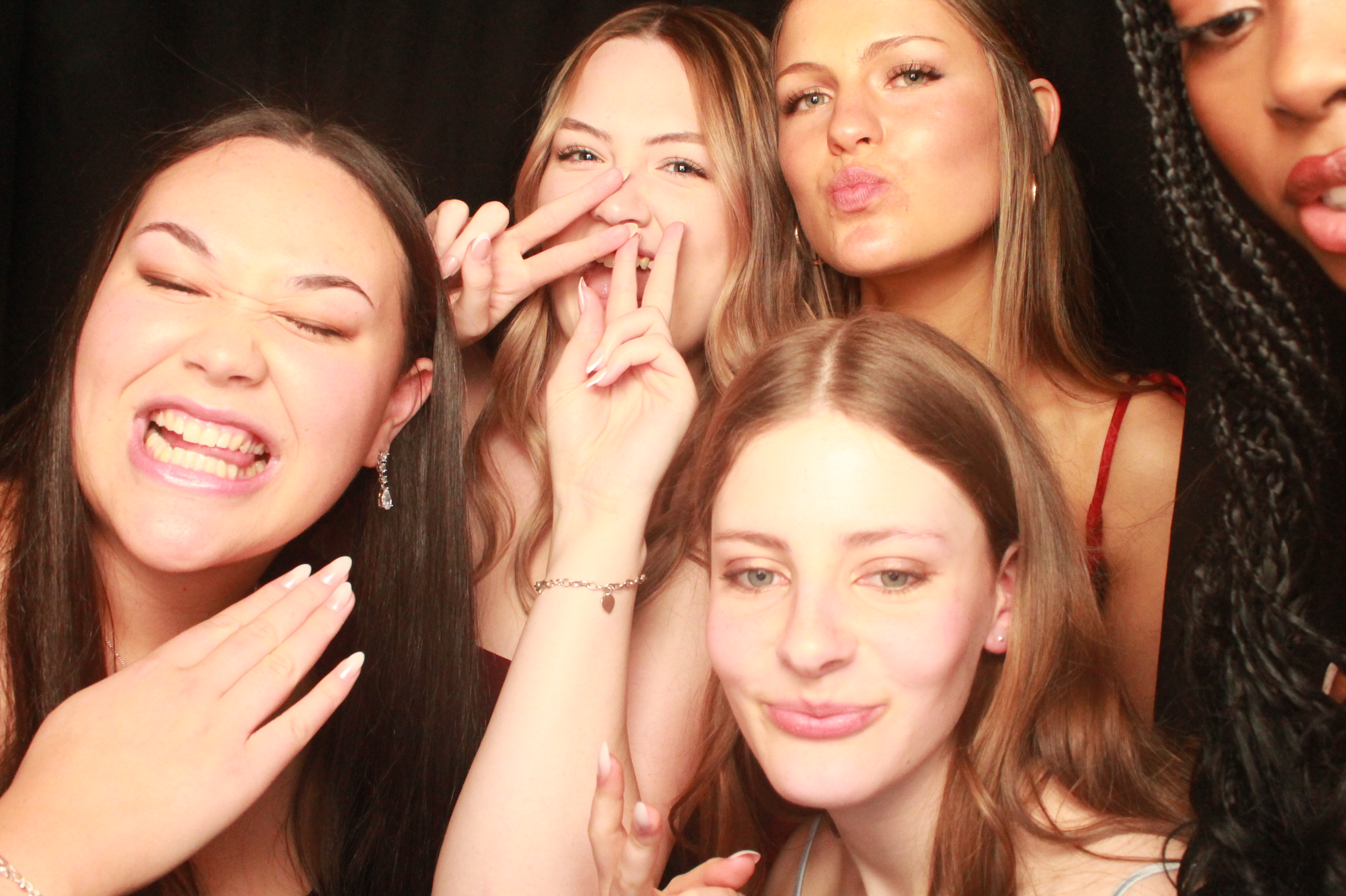 St Orans College Ball 2025 - Booth 2 | View more photos from the event at wgtngallery.classicphotobooths.co.nz/u/wgtncpbgallery/St-Orans-College-Ball-2025-Booth-2