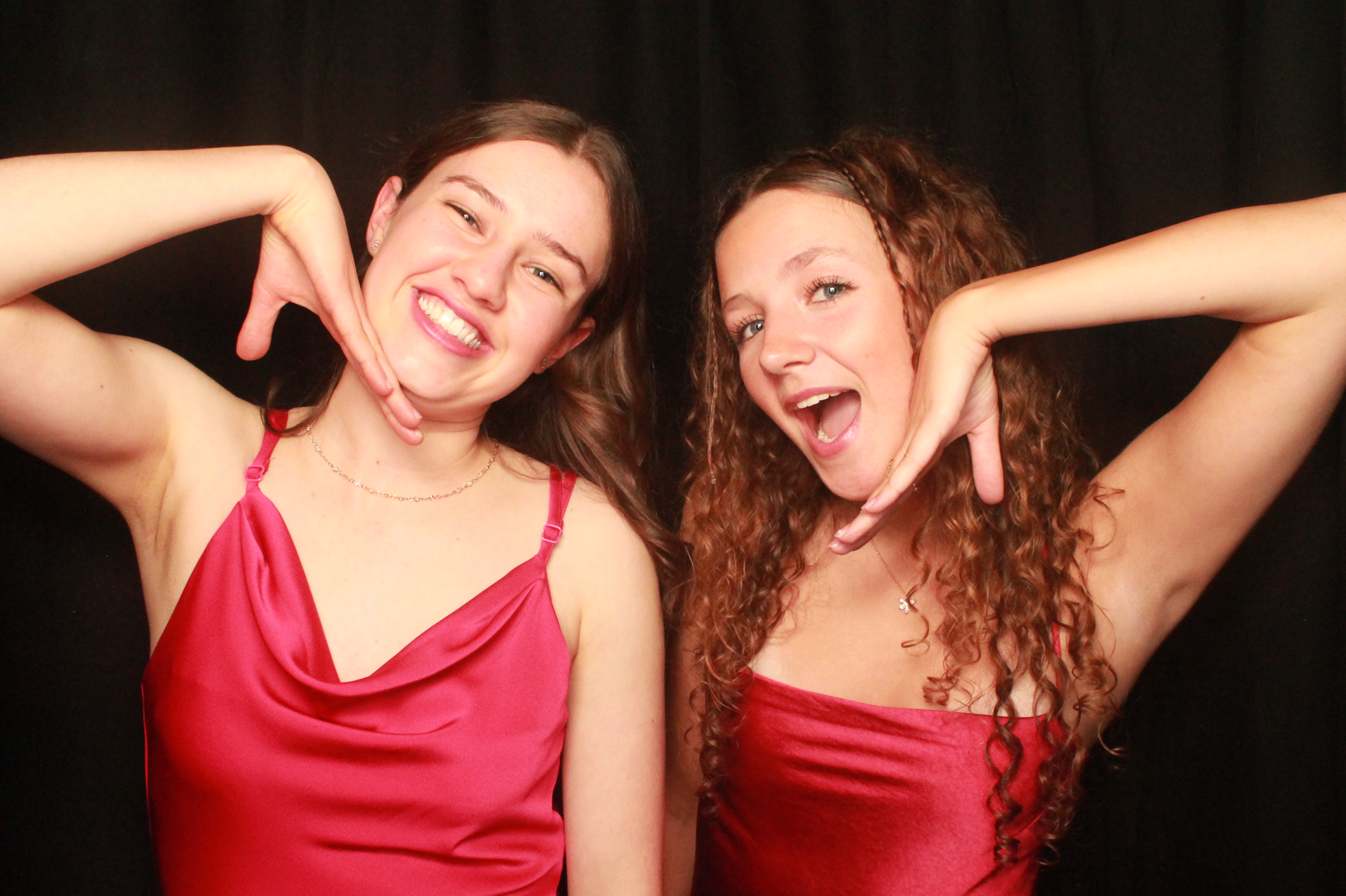 St Orans College Ball 2025 - Booth 2 | View more photos from the event at wgtngallery.classicphotobooths.co.nz/u/wgtncpbgallery/St-Orans-College-Ball-2025-Booth-2