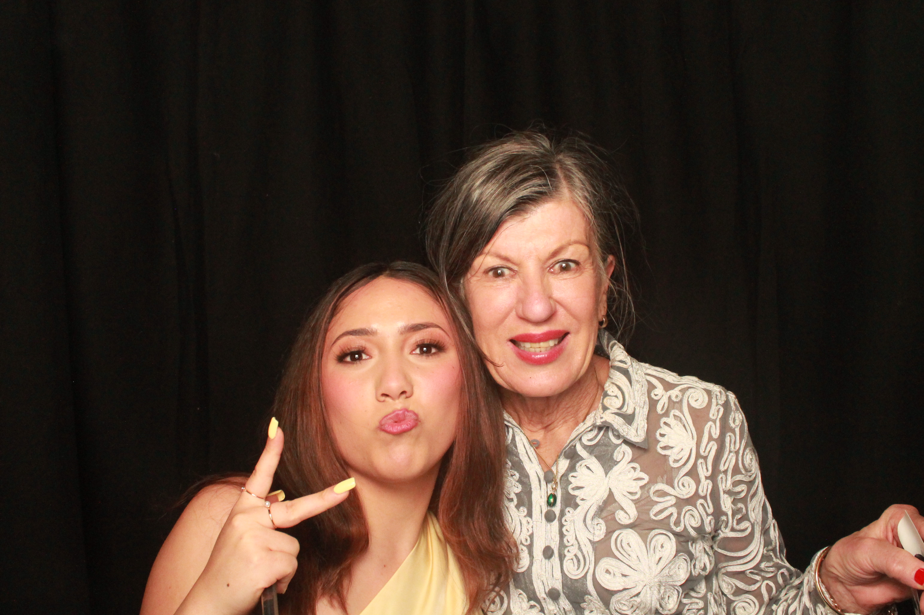 St Orans College Ball 2025 - Booth 2 | View more photos from the event at wgtngallery.classicphotobooths.co.nz/u/wgtncpbgallery/St-Orans-College-Ball-2025-Booth-2