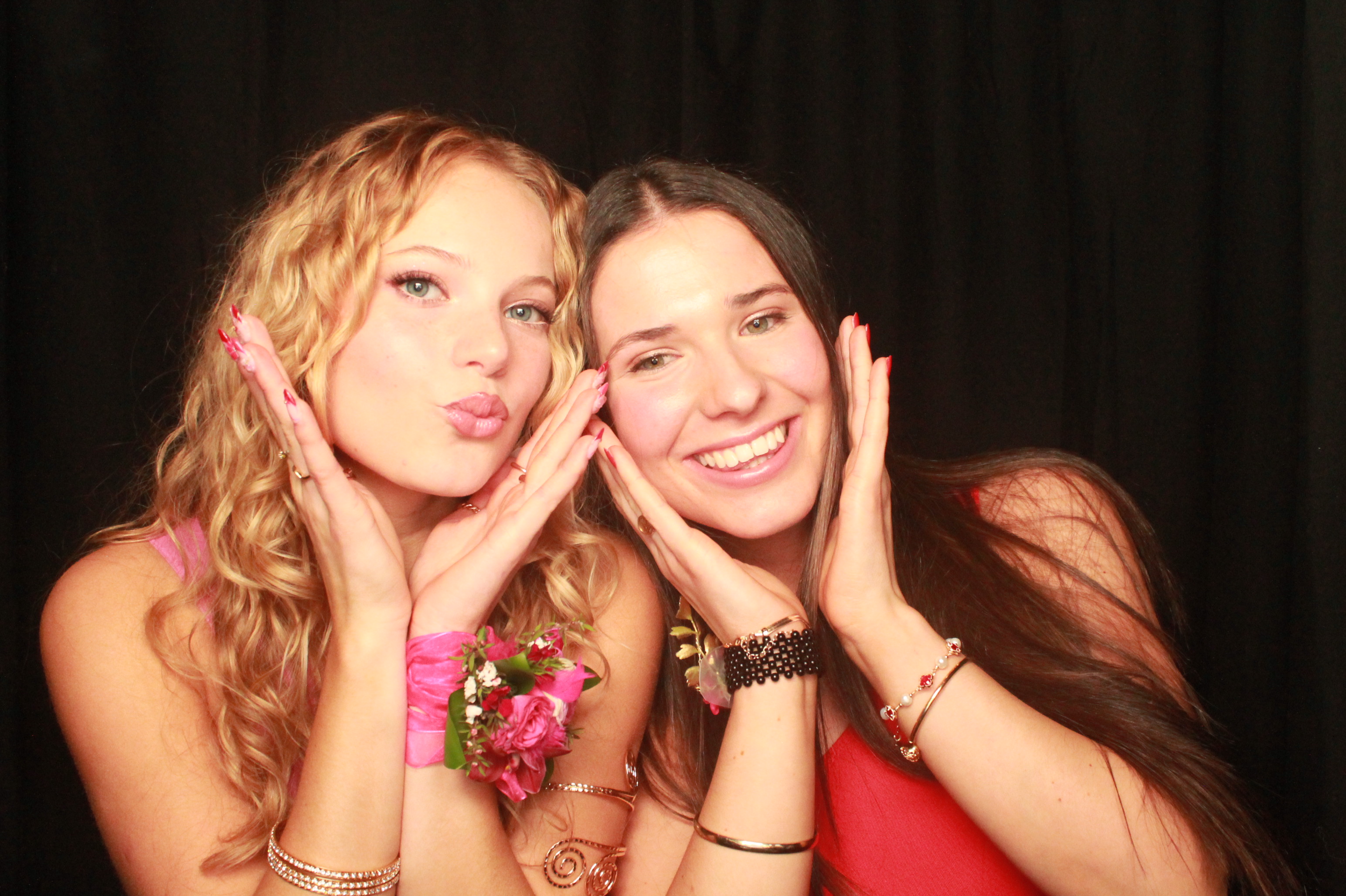 St Orans College Ball 2025 - Booth 2 | View more photos from the event at wgtngallery.classicphotobooths.co.nz/u/wgtncpbgallery/St-Orans-College-Ball-2025-Booth-2