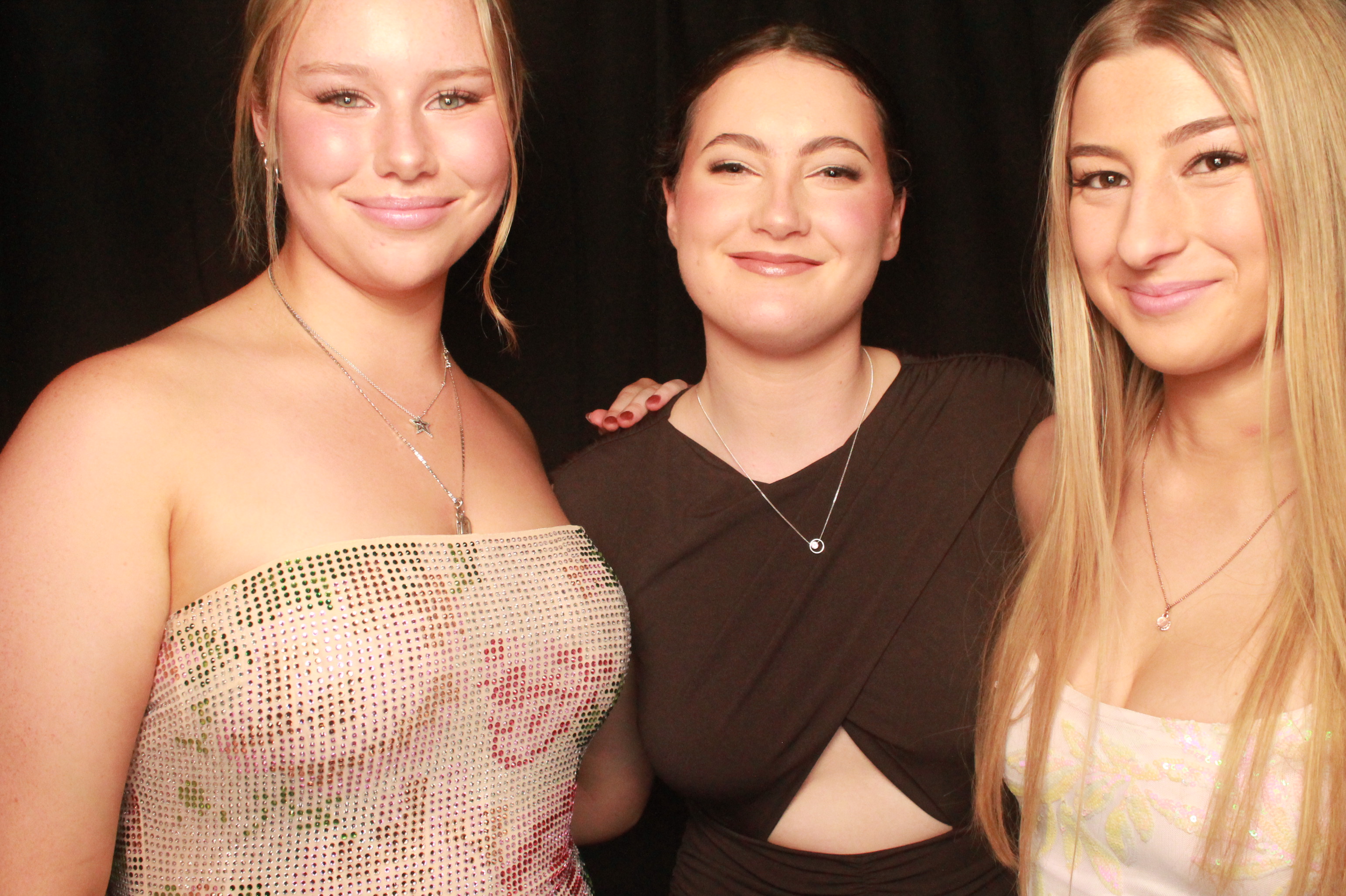 St Orans College Ball 2025 - Booth 2 | View more photos from the event at wgtngallery.classicphotobooths.co.nz/u/wgtncpbgallery/St-Orans-College-Ball-2025-Booth-2