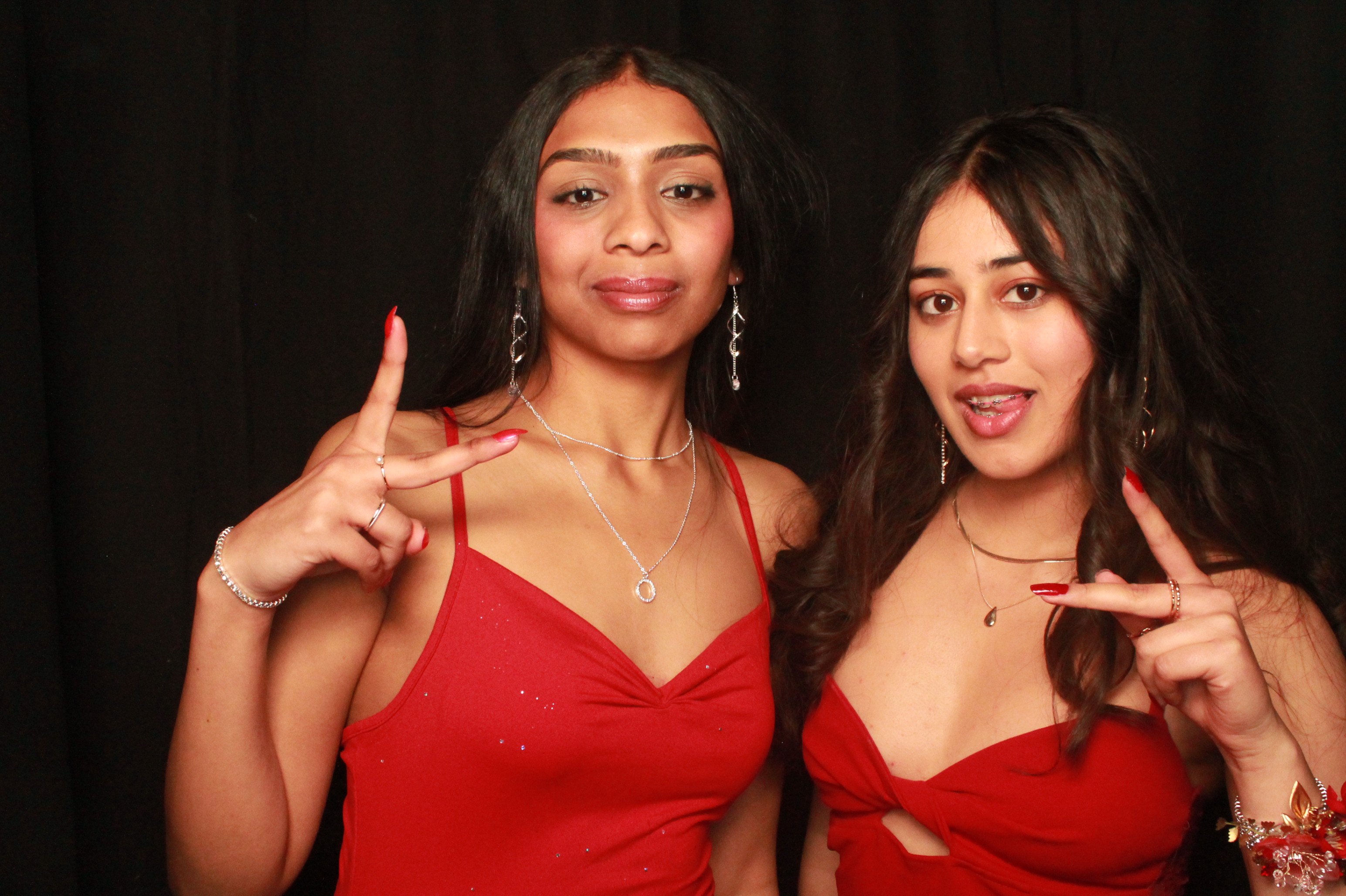 St Orans College Ball 2025 - Booth 2 | View more photos from the event at wgtngallery.classicphotobooths.co.nz/u/wgtncpbgallery/St-Orans-College-Ball-2025-Booth-2