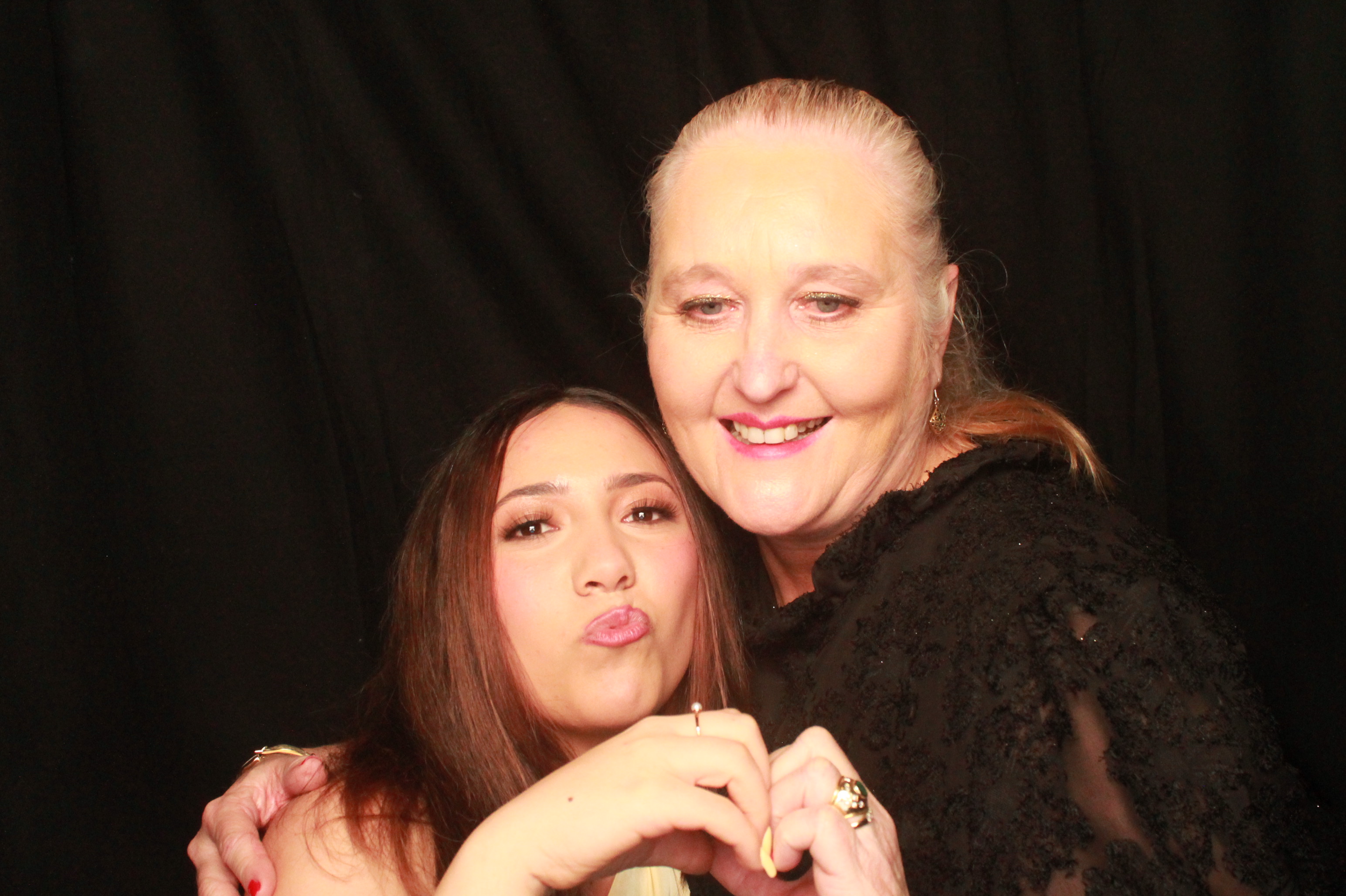 St Orans College Ball 2025 - Booth 2 | View more photos from the event at wgtngallery.classicphotobooths.co.nz/u/wgtncpbgallery/St-Orans-College-Ball-2025-Booth-2