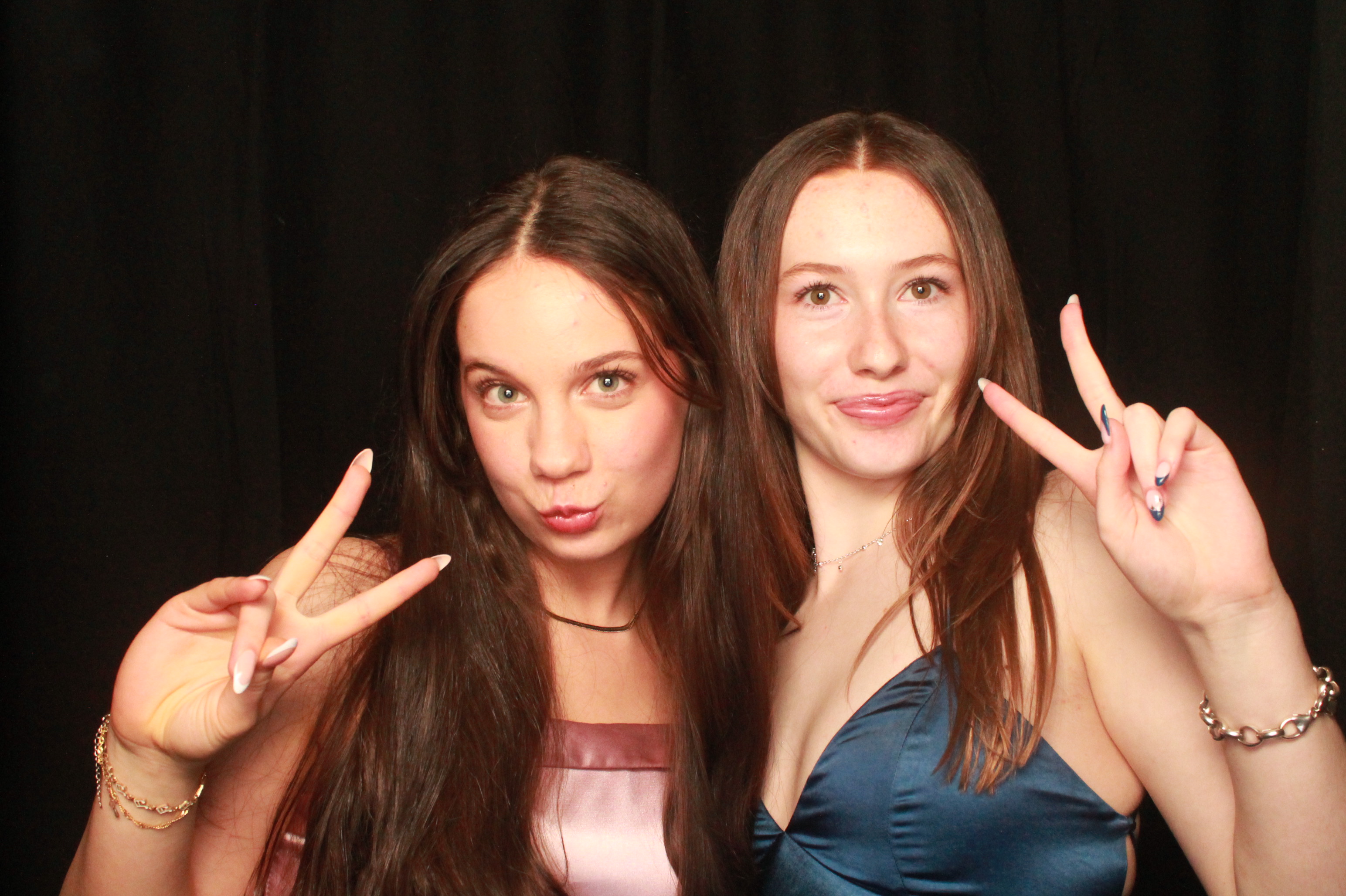 St Orans College Ball 2025 - Booth 2 | View more photos from the event at wgtngallery.classicphotobooths.co.nz/u/wgtncpbgallery/St-Orans-College-Ball-2025-Booth-2