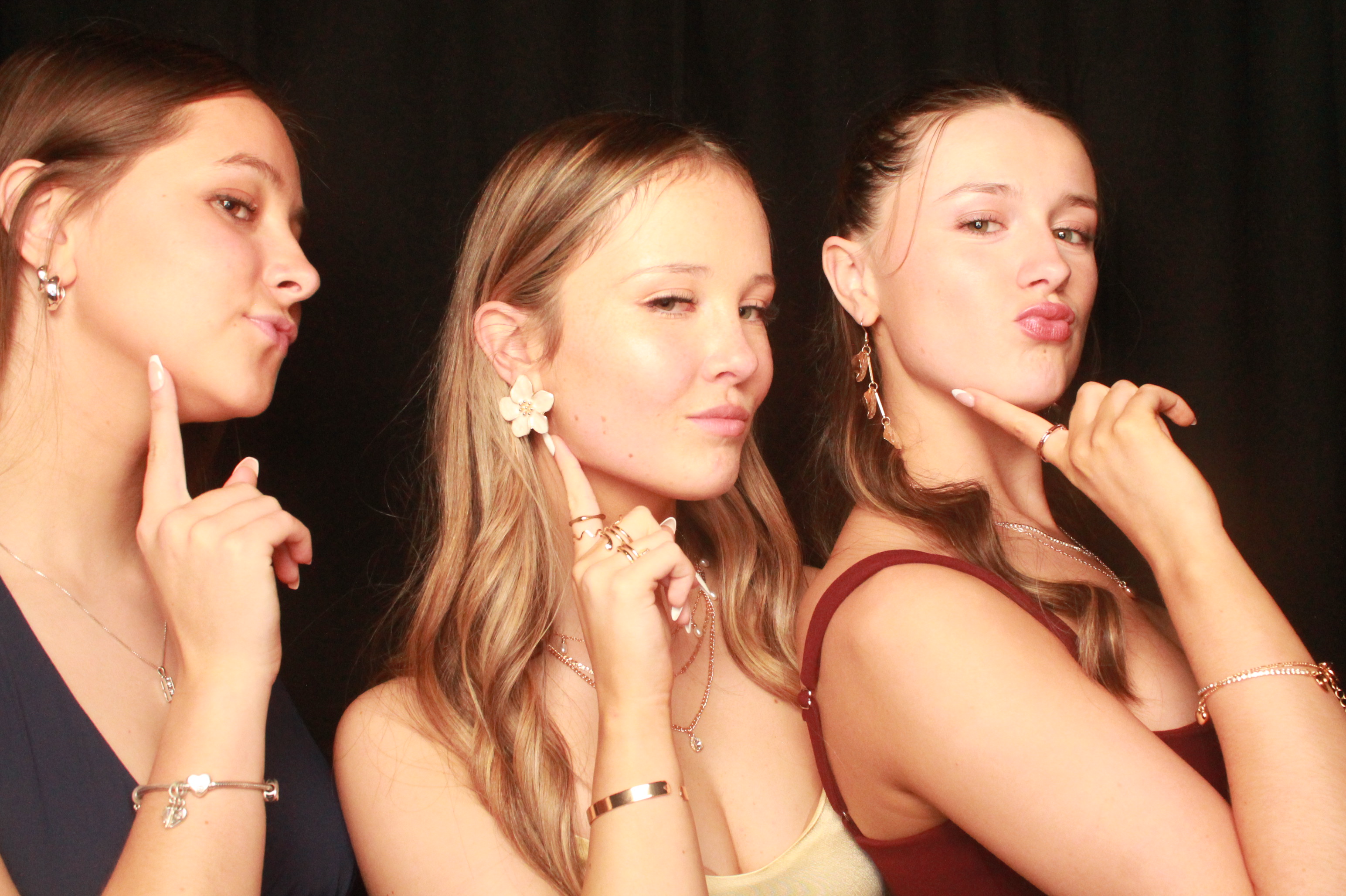 St Orans College Ball 2025 - Booth 2 | View more photos from the event at wgtngallery.classicphotobooths.co.nz/u/wgtncpbgallery/St-Orans-College-Ball-2025-Booth-2