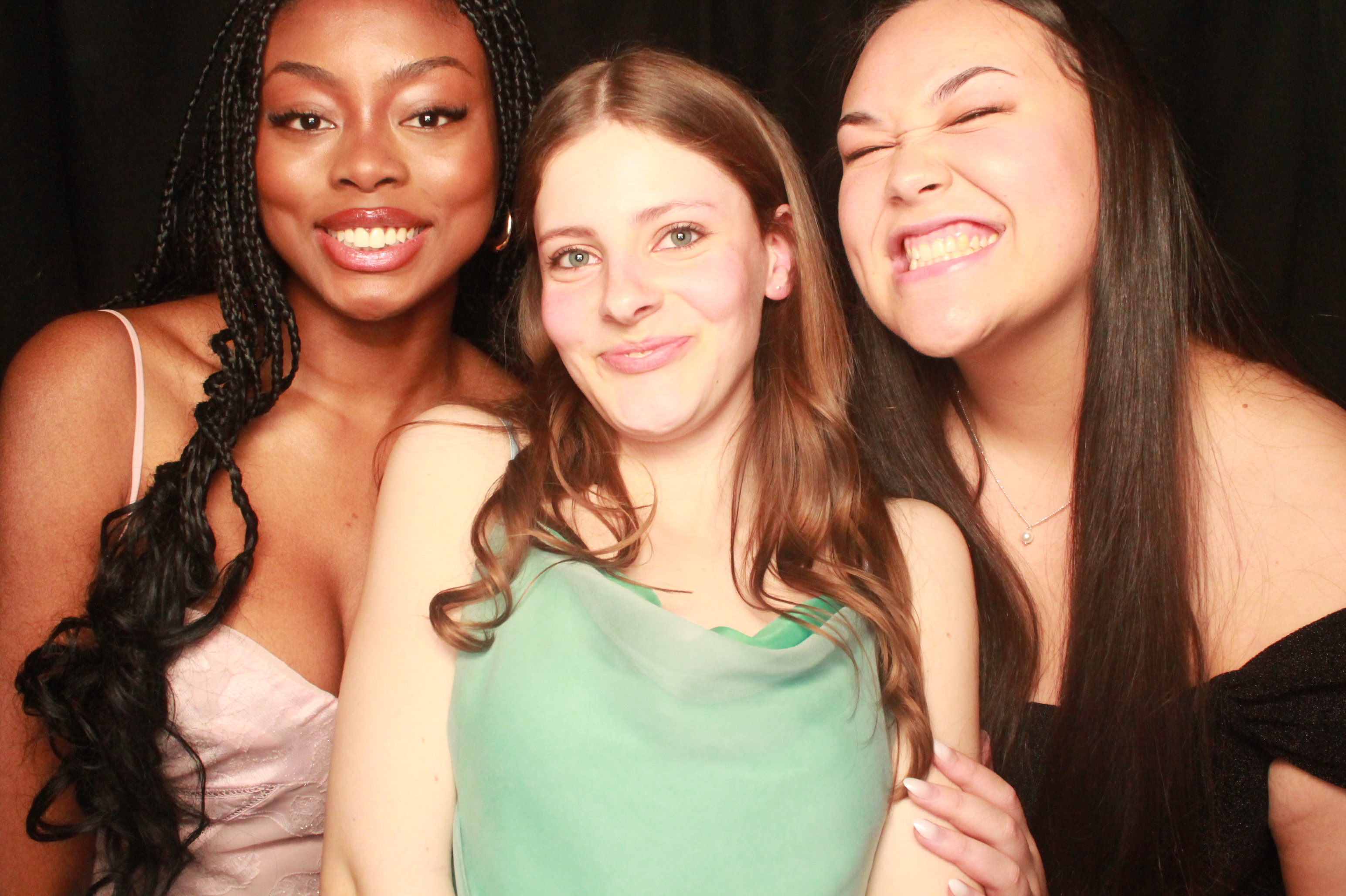 St Orans College Ball 2025 - Booth 2 | View more photos from the event at wgtngallery.classicphotobooths.co.nz/u/wgtncpbgallery/St-Orans-College-Ball-2025-Booth-2