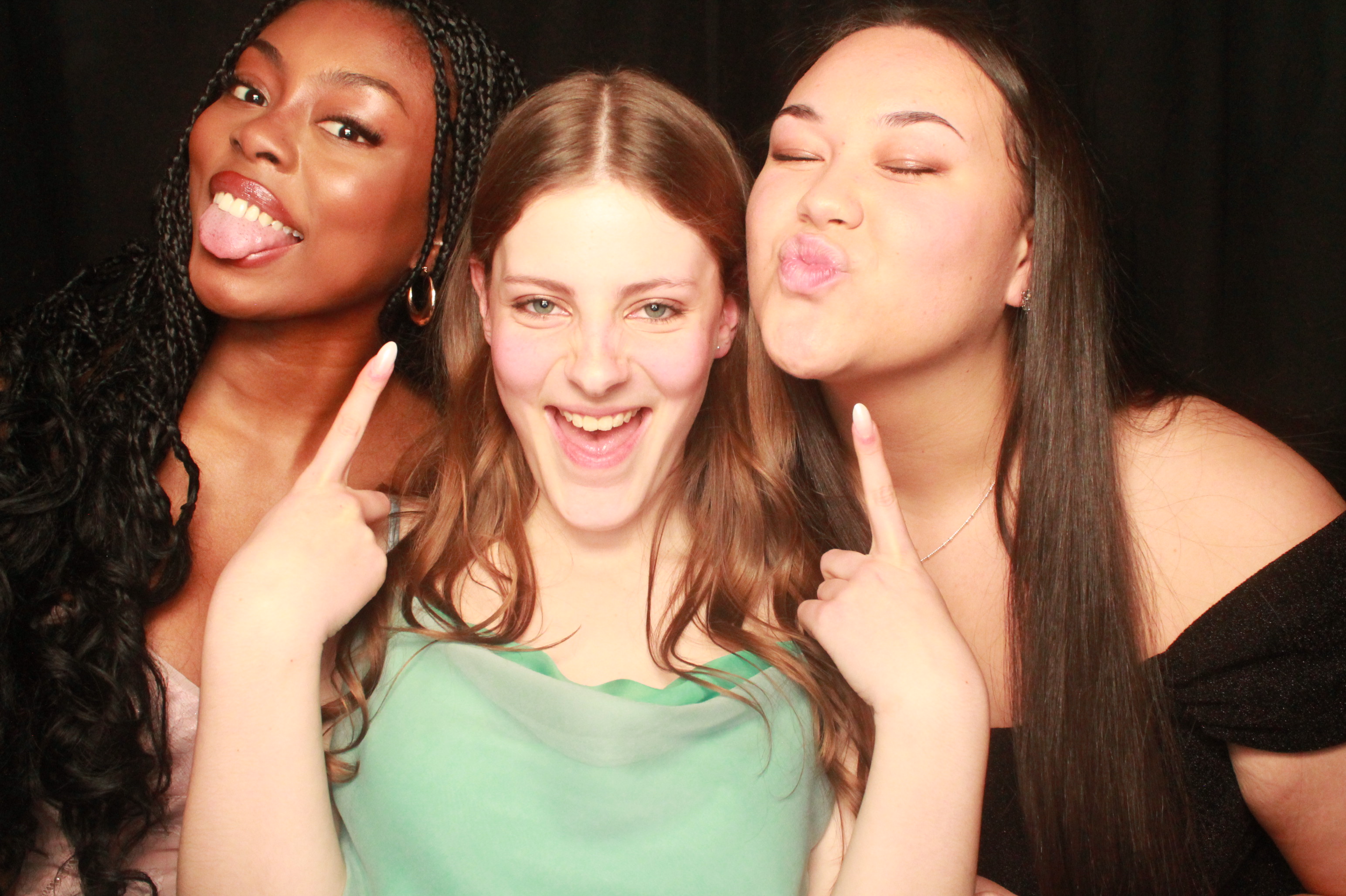 St Orans College Ball 2025 - Booth 2 | View more photos from the event at wgtngallery.classicphotobooths.co.nz/u/wgtncpbgallery/St-Orans-College-Ball-2025-Booth-2