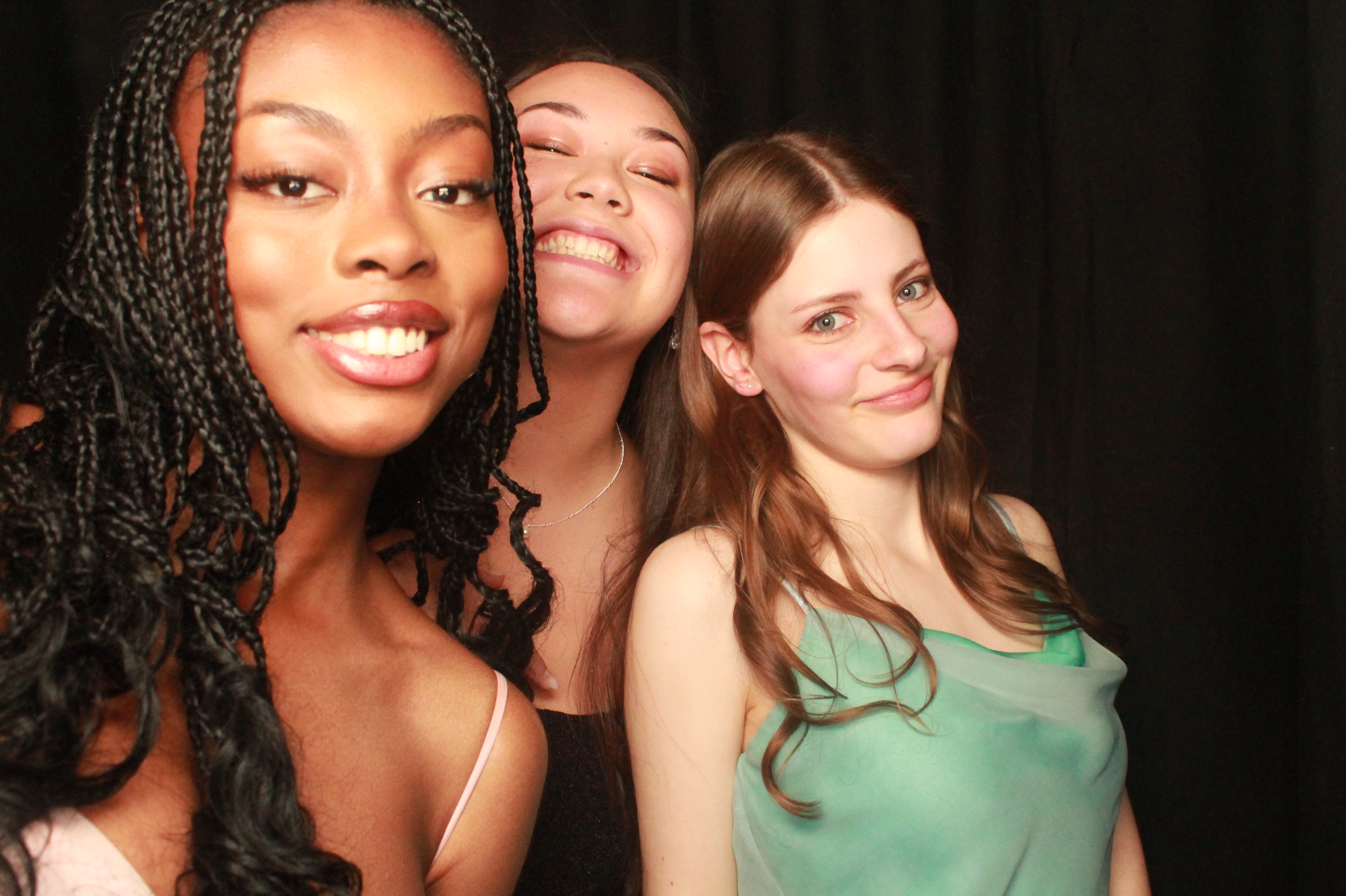 St Orans College Ball 2025 - Booth 2 | View more photos from the event at wgtngallery.classicphotobooths.co.nz/u/wgtncpbgallery/St-Orans-College-Ball-2025-Booth-2