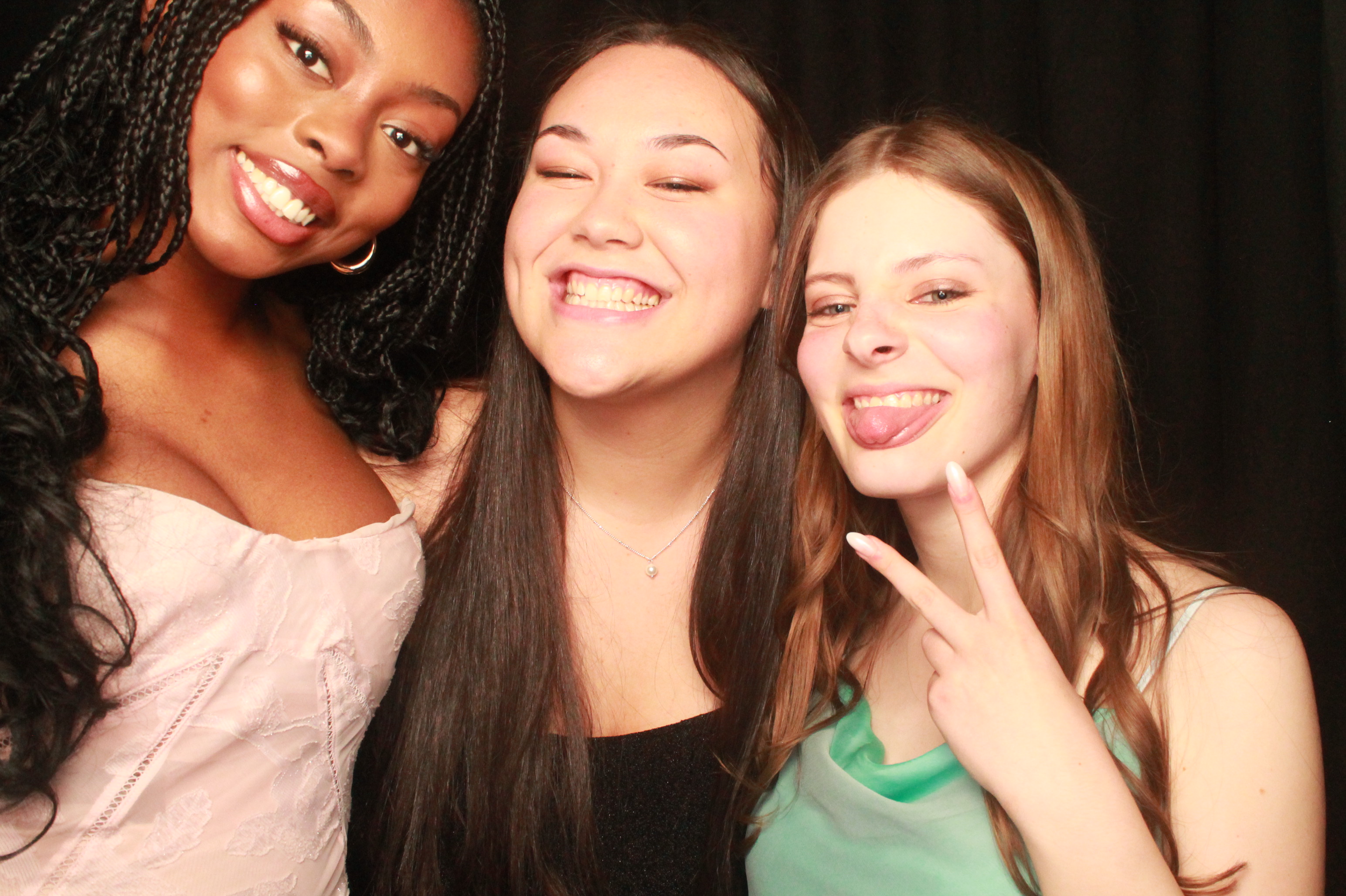 St Orans College Ball 2025 - Booth 2 | View more photos from the event at wgtngallery.classicphotobooths.co.nz/u/wgtncpbgallery/St-Orans-College-Ball-2025-Booth-2