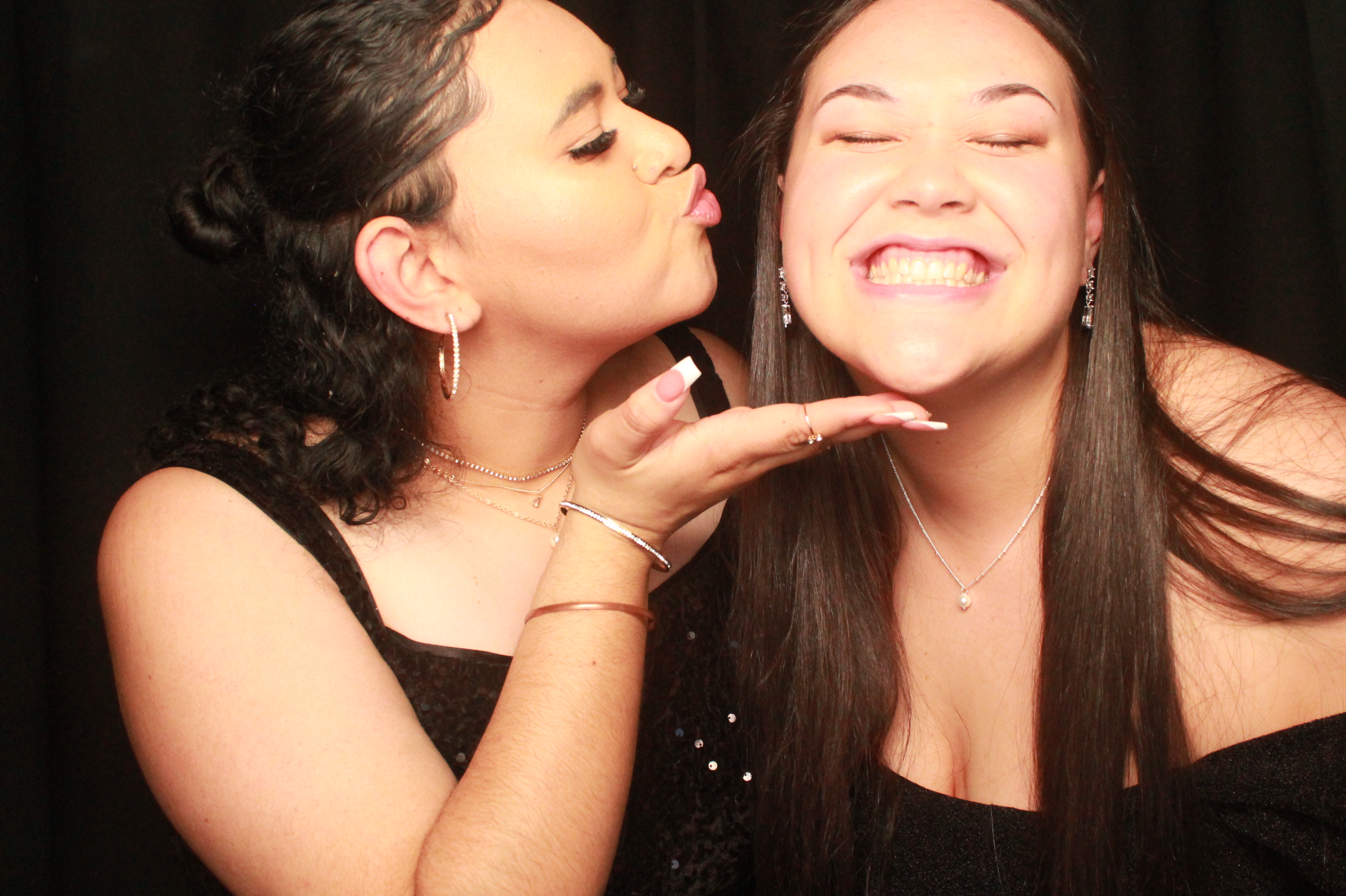 St Orans College Ball 2025 - Booth 2 | View more photos from the event at wgtngallery.classicphotobooths.co.nz/u/wgtncpbgallery/St-Orans-College-Ball-2025-Booth-2