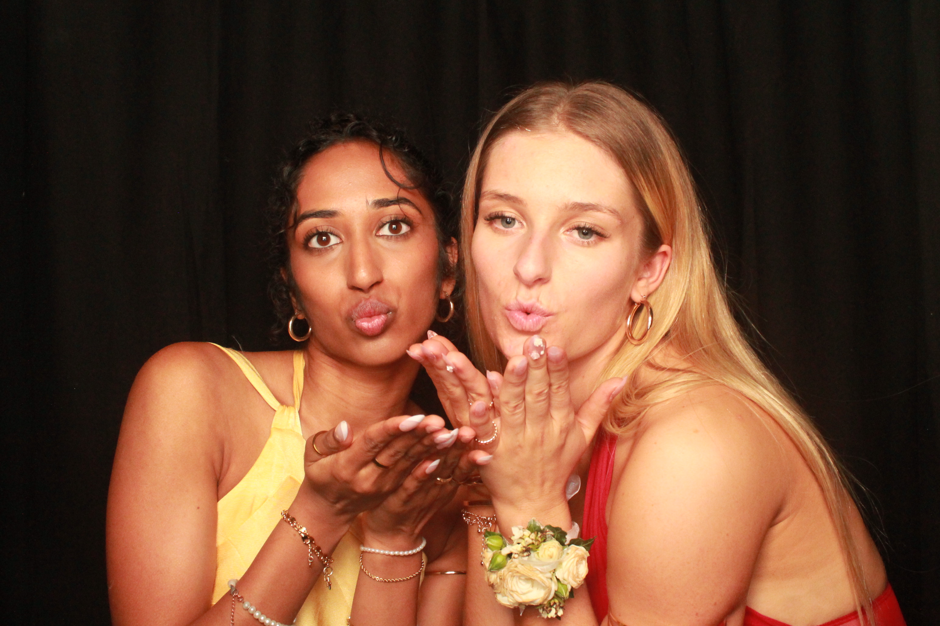 St Orans College Ball 2025 - Booth 2 | View more photos from the event at wgtngallery.classicphotobooths.co.nz/u/wgtncpbgallery/St-Orans-College-Ball-2025-Booth-2