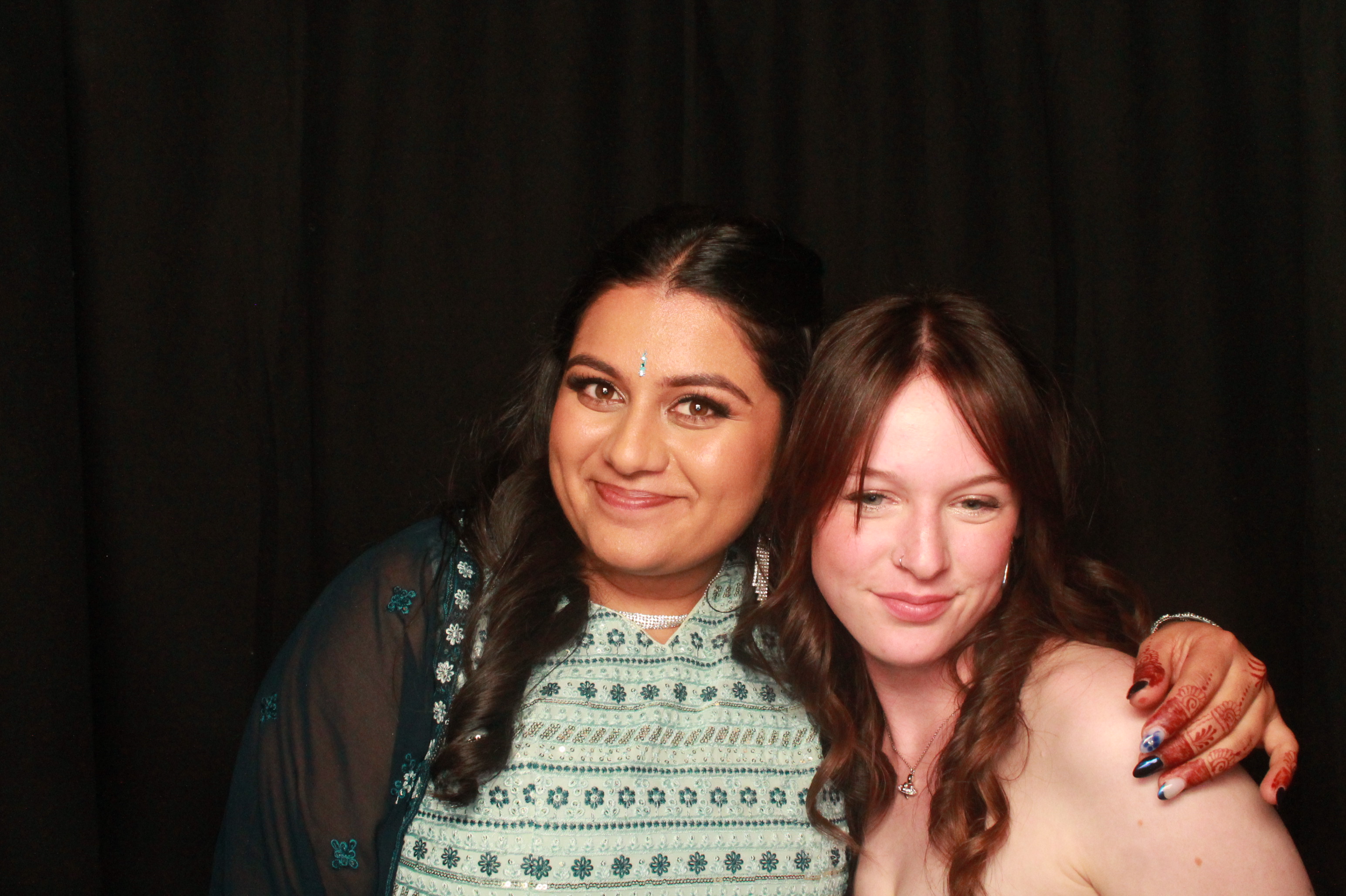 St Orans College Ball 2025 - Booth 2 | View more photos from the event at wgtngallery.classicphotobooths.co.nz/u/wgtncpbgallery/St-Orans-College-Ball-2025-Booth-2