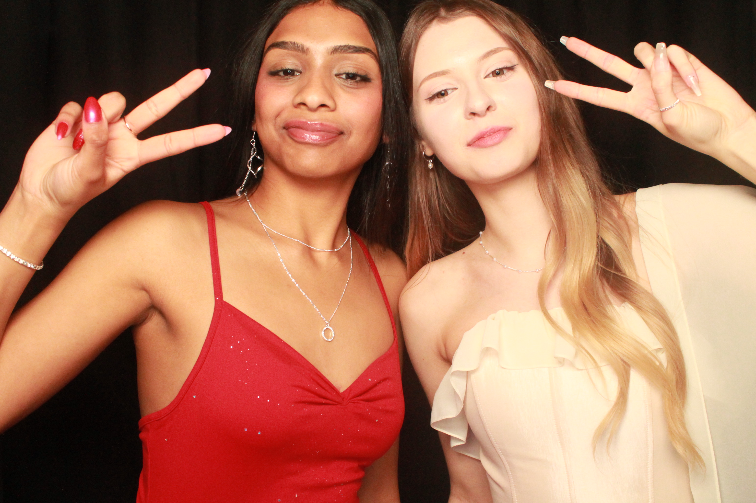 St Orans College Ball 2025 - Booth 2 | View more photos from the event at wgtngallery.classicphotobooths.co.nz/u/wgtncpbgallery/St-Orans-College-Ball-2025-Booth-2