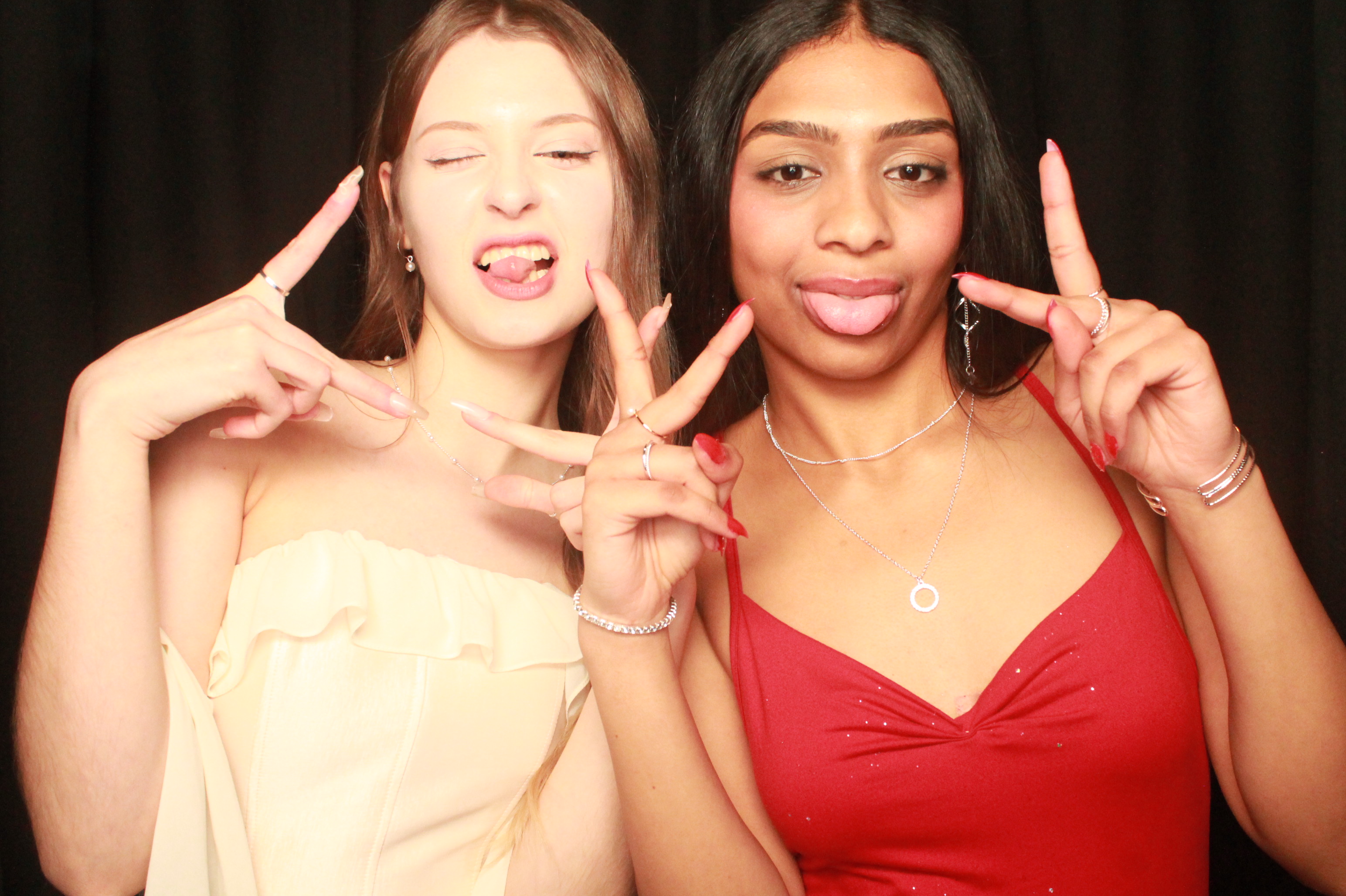 St Orans College Ball 2025 - Booth 2 | View more photos from the event at wgtngallery.classicphotobooths.co.nz/u/wgtncpbgallery/St-Orans-College-Ball-2025-Booth-2