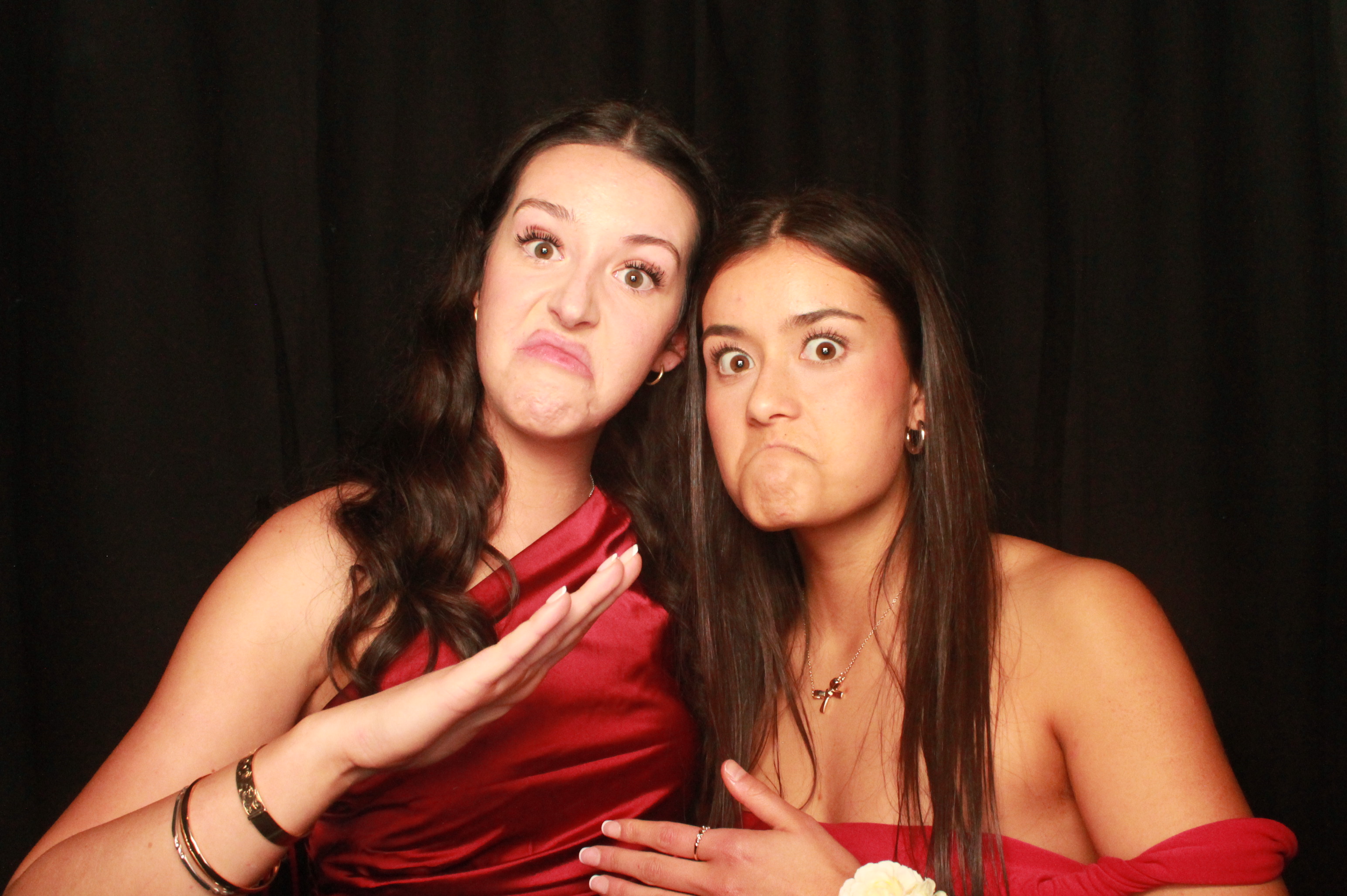 St Orans College Ball 2025 - Booth 2 | View more photos from the event at wgtngallery.classicphotobooths.co.nz/u/wgtncpbgallery/St-Orans-College-Ball-2025-Booth-2