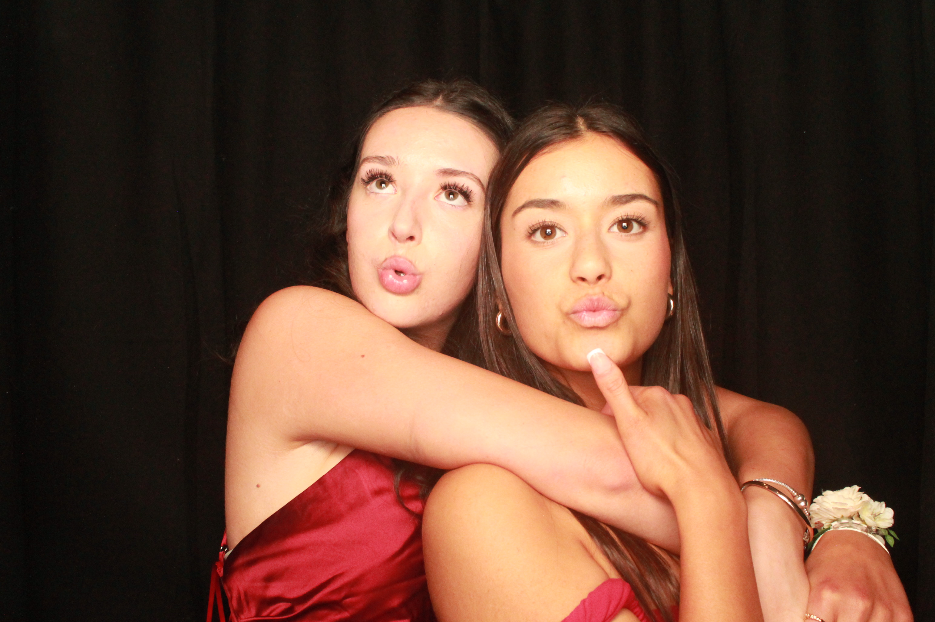 St Orans College Ball 2025 - Booth 2 | View more photos from the event at wgtngallery.classicphotobooths.co.nz/u/wgtncpbgallery/St-Orans-College-Ball-2025-Booth-2