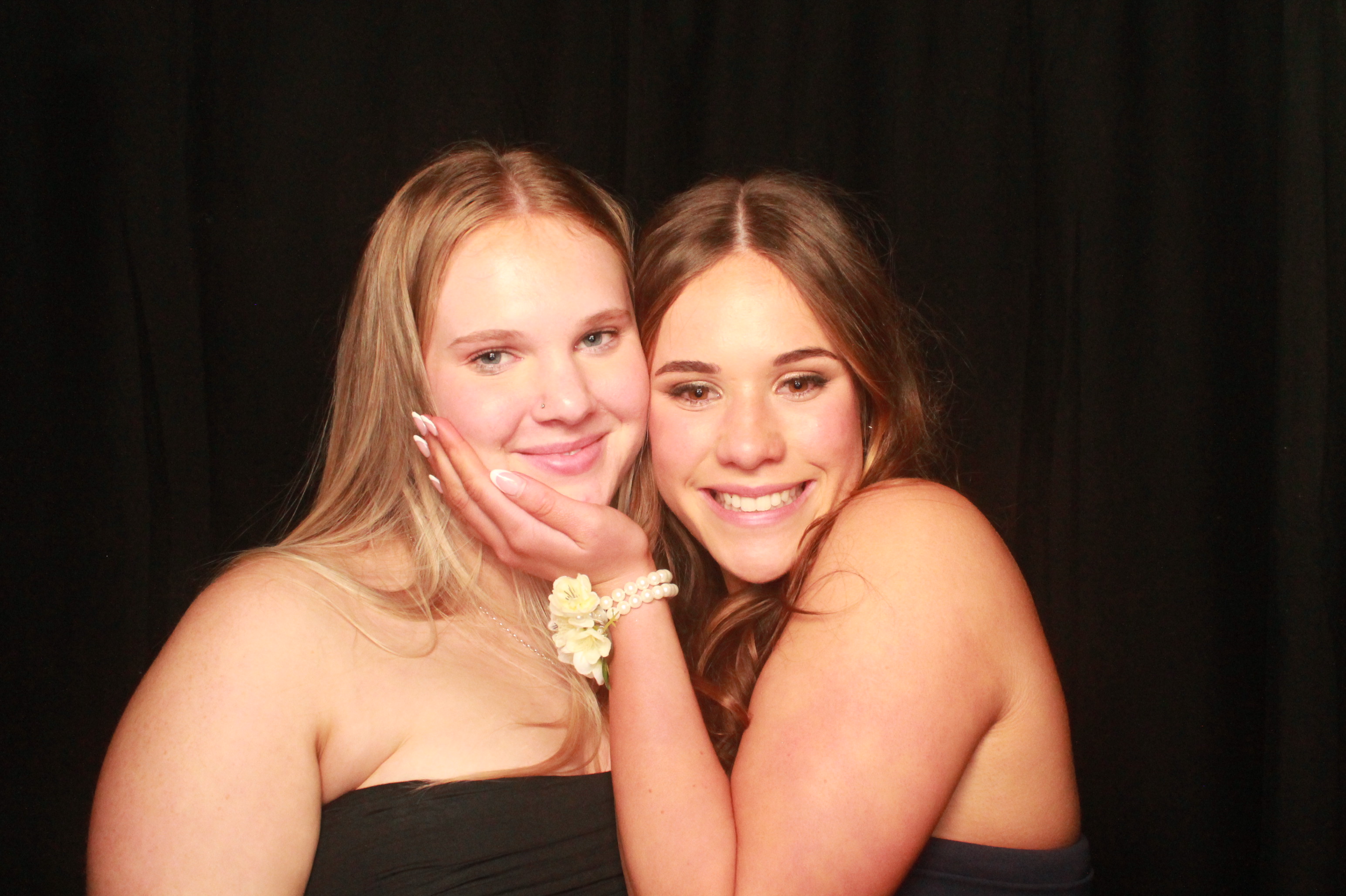 St Orans College Ball 2025 - Booth 2 | View more photos from the event at wgtngallery.classicphotobooths.co.nz/u/wgtncpbgallery/St-Orans-College-Ball-2025-Booth-2