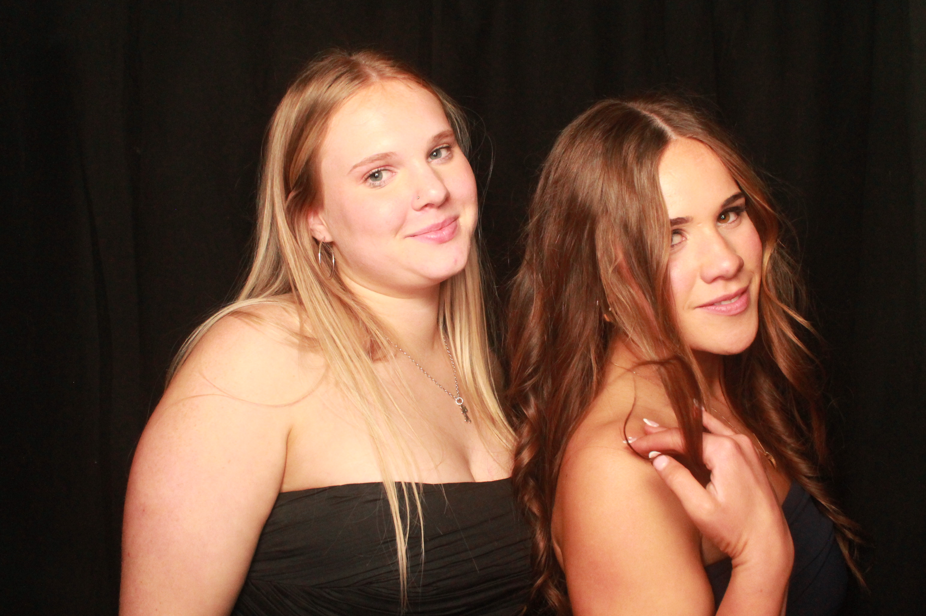 St Orans College Ball 2025 - Booth 2 | View more photos from the event at wgtngallery.classicphotobooths.co.nz/u/wgtncpbgallery/St-Orans-College-Ball-2025-Booth-2