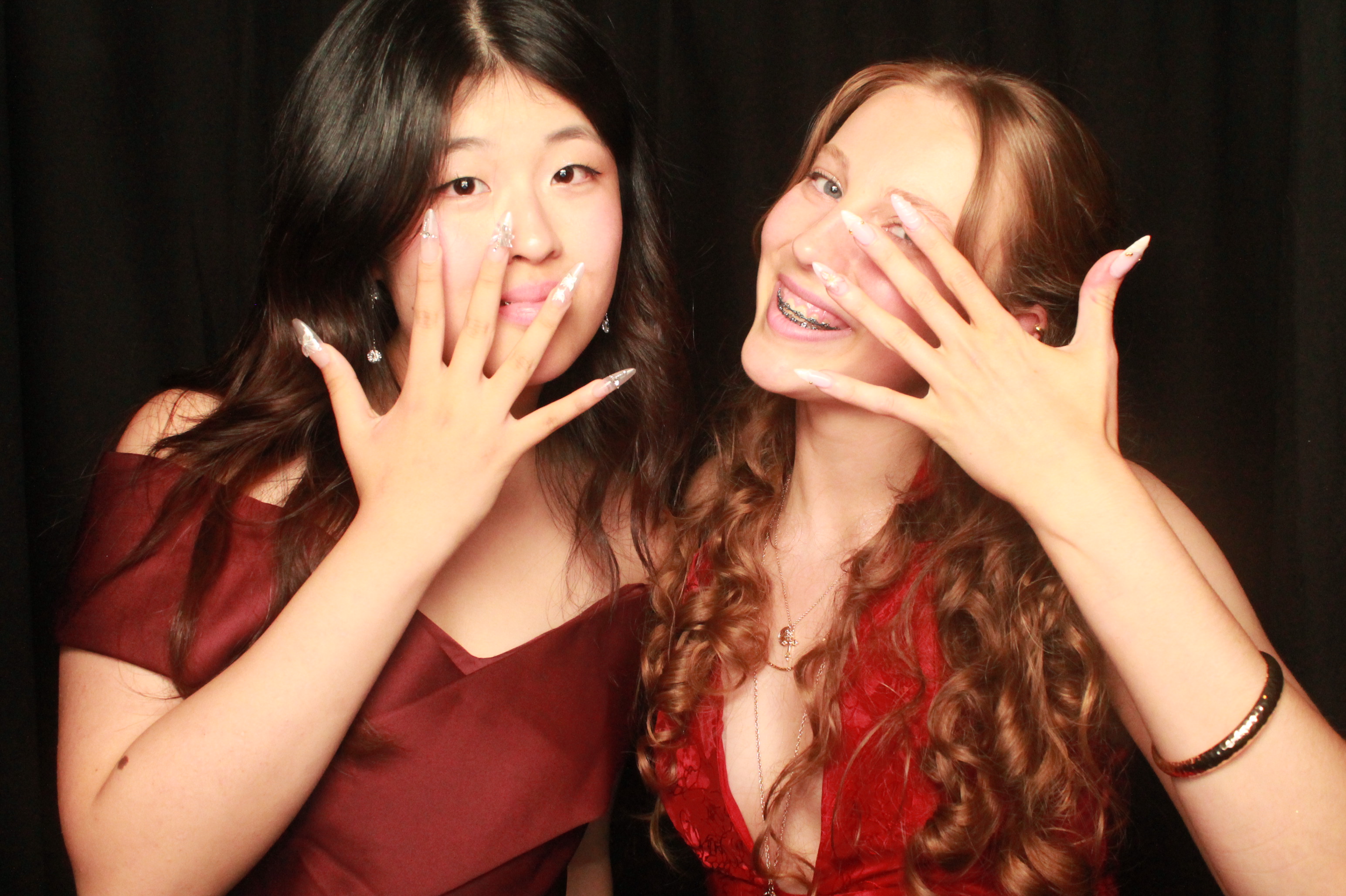 St Orans College Ball 2025 - Booth 2 | View more photos from the event at wgtngallery.classicphotobooths.co.nz/u/wgtncpbgallery/St-Orans-College-Ball-2025-Booth-2