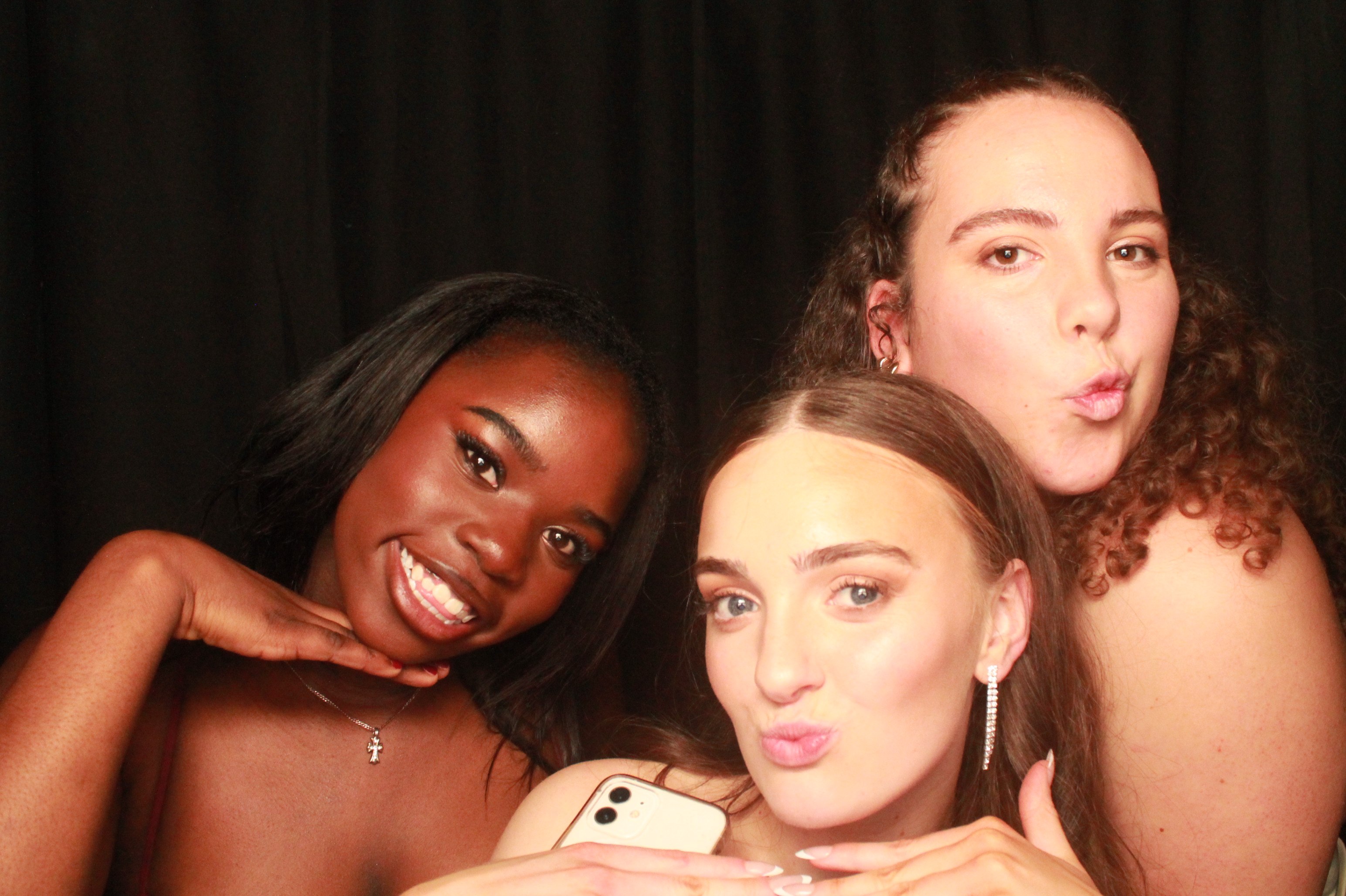 St Orans College Ball 2025 - Booth 2 | View more photos from the event at wgtngallery.classicphotobooths.co.nz/u/wgtncpbgallery/St-Orans-College-Ball-2025-Booth-2