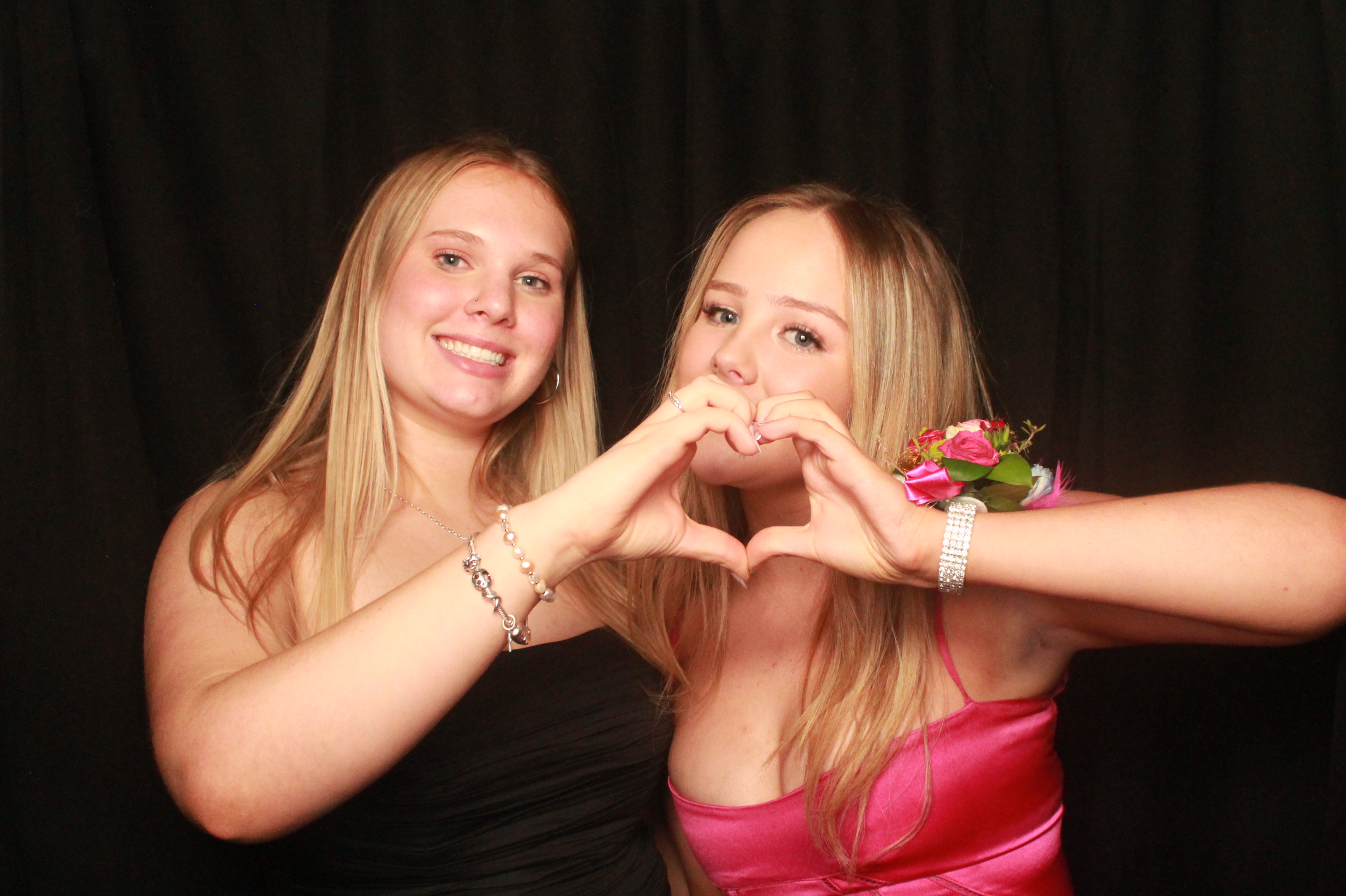 St Orans College Ball 2025 - Booth 2 | View more photos from the event at wgtngallery.classicphotobooths.co.nz/u/wgtncpbgallery/St-Orans-College-Ball-2025-Booth-2