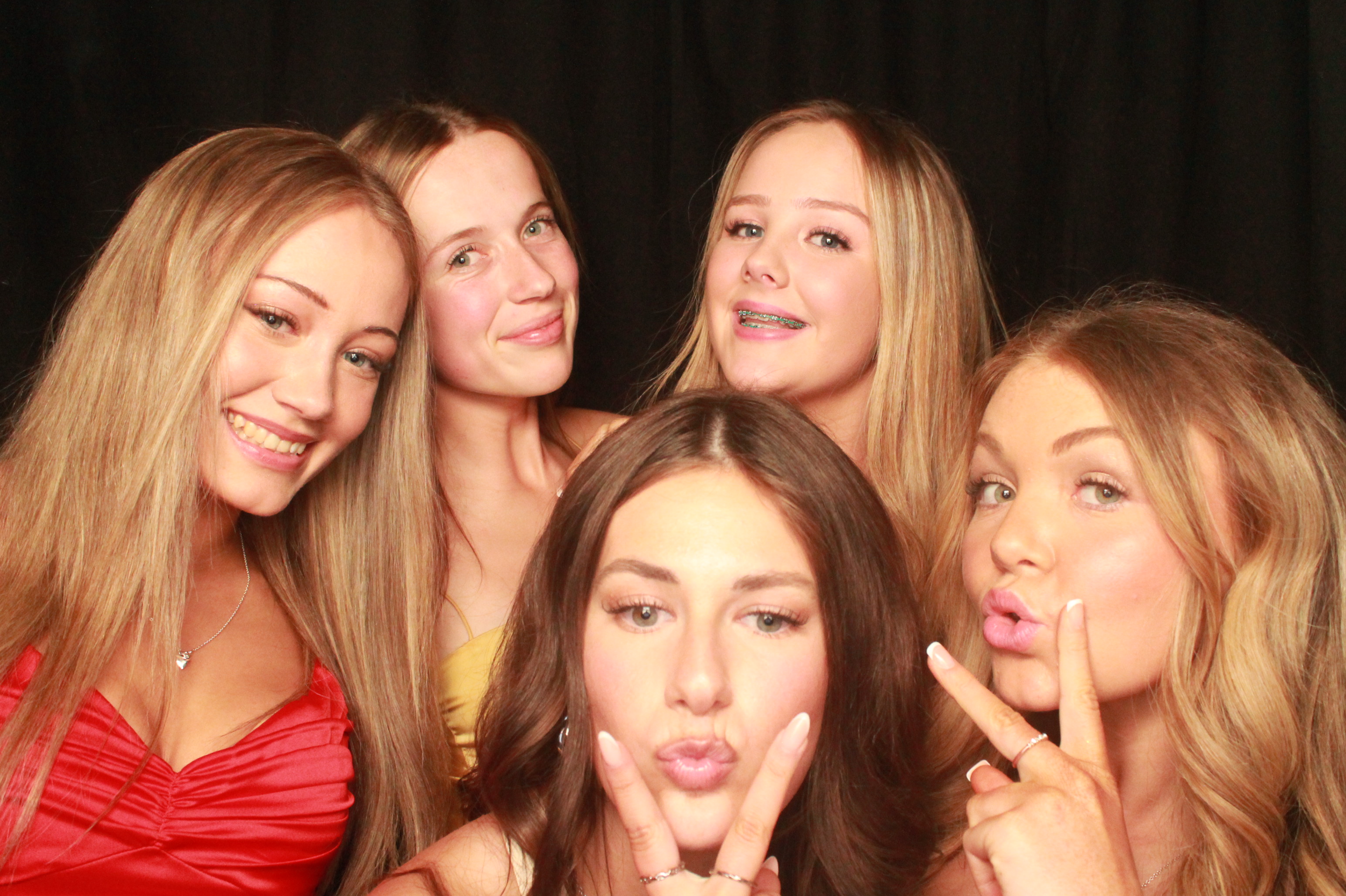 St Orans College Ball 2025 - Booth 2 | View more photos from the event at wgtngallery.classicphotobooths.co.nz/u/wgtncpbgallery/St-Orans-College-Ball-2025-Booth-2