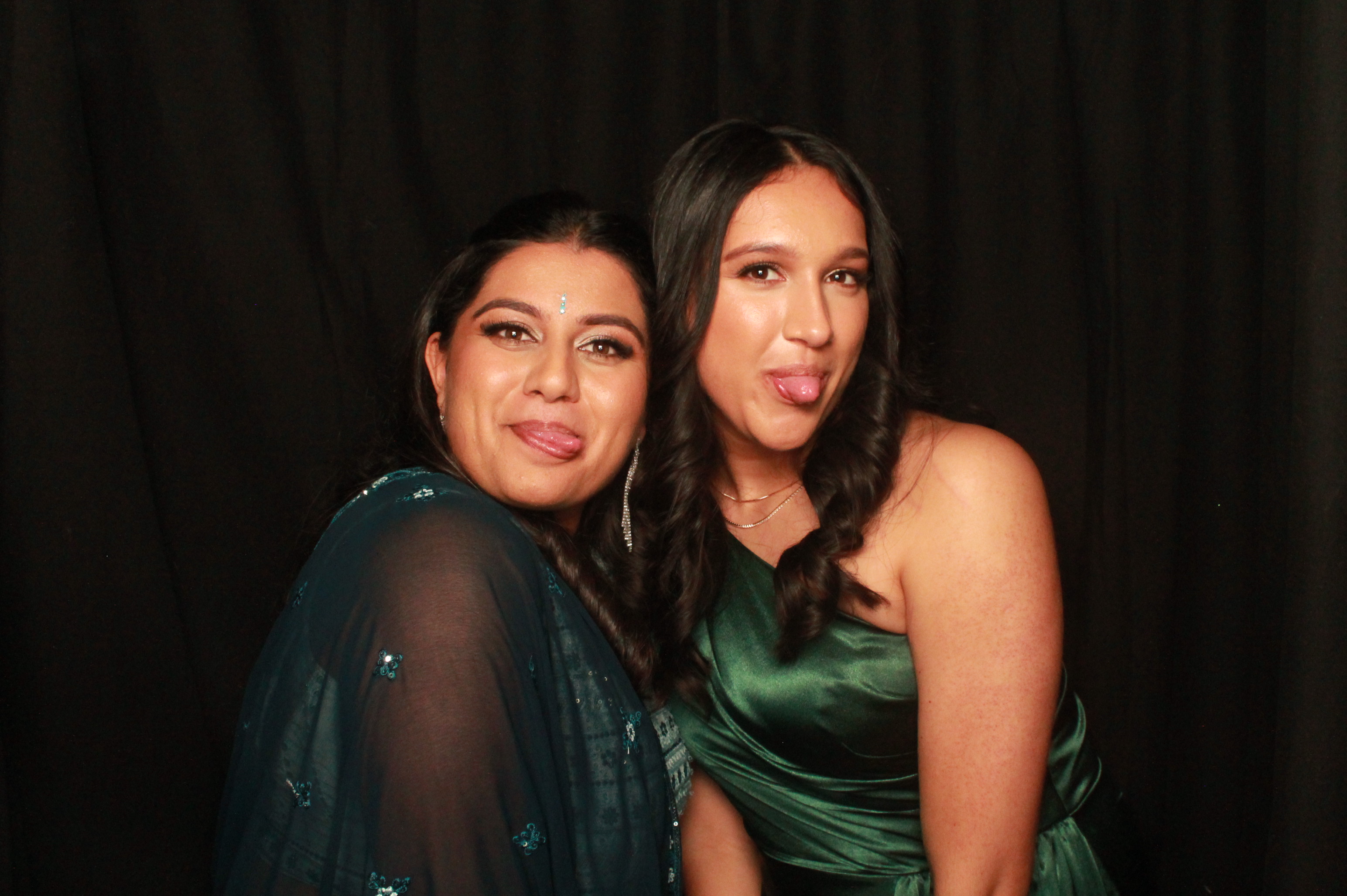 St Orans College Ball 2025 - Booth 2 | View more photos from the event at wgtngallery.classicphotobooths.co.nz/u/wgtncpbgallery/St-Orans-College-Ball-2025-Booth-2