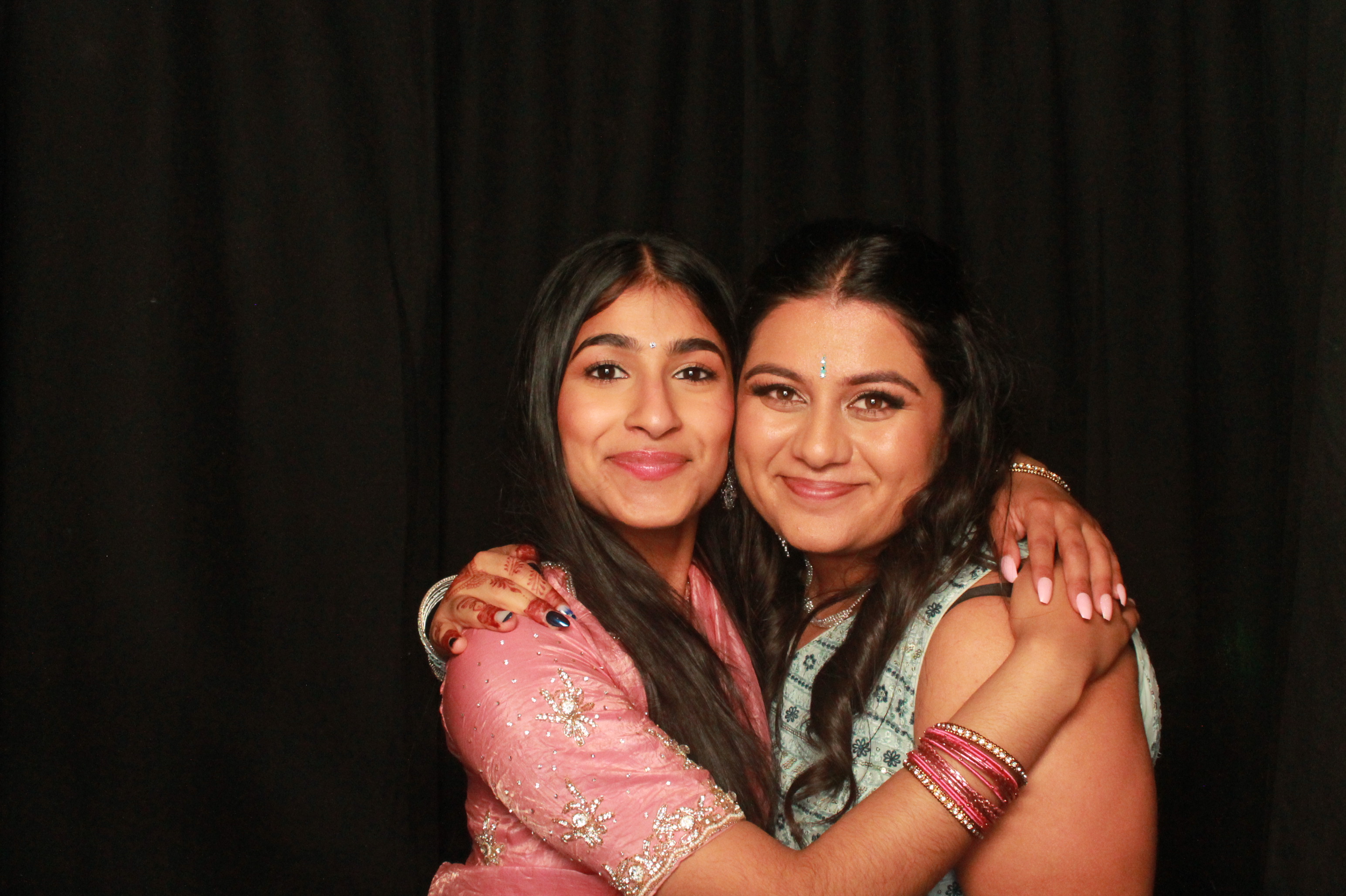 St Orans College Ball 2025 - Booth 2 | View more photos from the event at wgtngallery.classicphotobooths.co.nz/u/wgtncpbgallery/St-Orans-College-Ball-2025-Booth-2