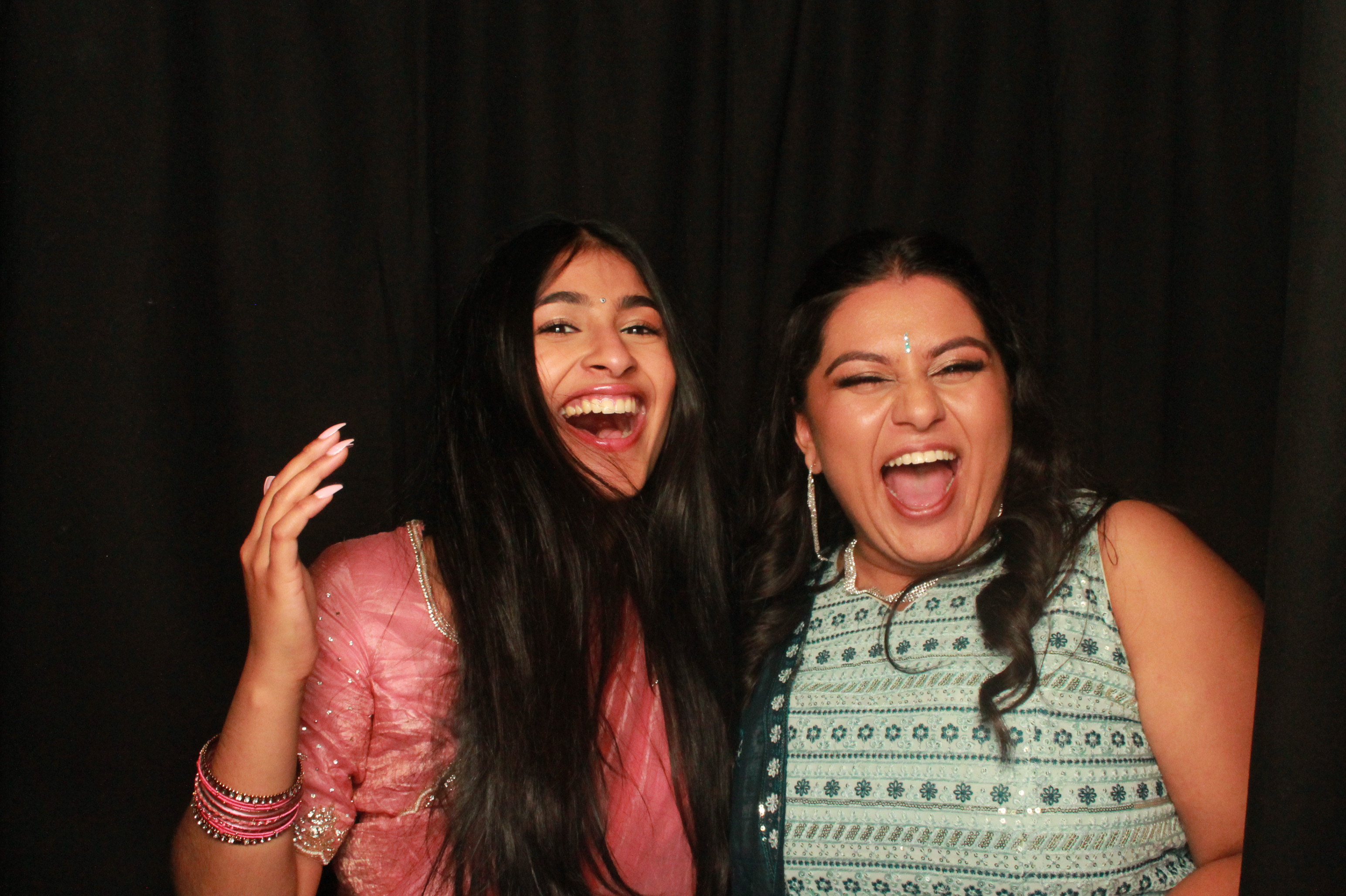 St Orans College Ball 2025 - Booth 2 | View more photos from the event at wgtngallery.classicphotobooths.co.nz/u/wgtncpbgallery/St-Orans-College-Ball-2025-Booth-2